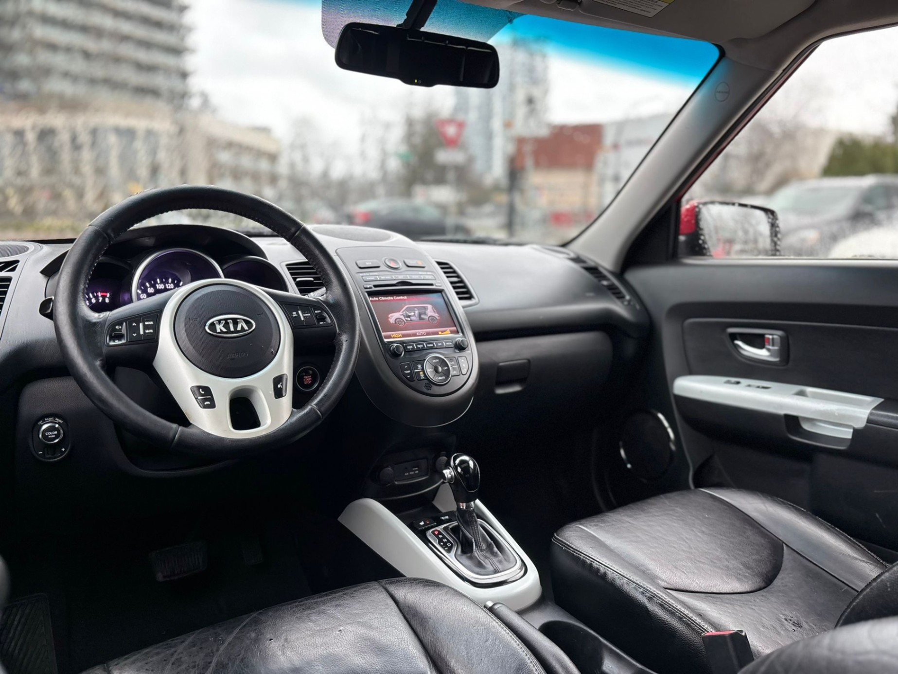 /canwestautoinc/2012-Kia-Soul-34135836840910727.jpg
