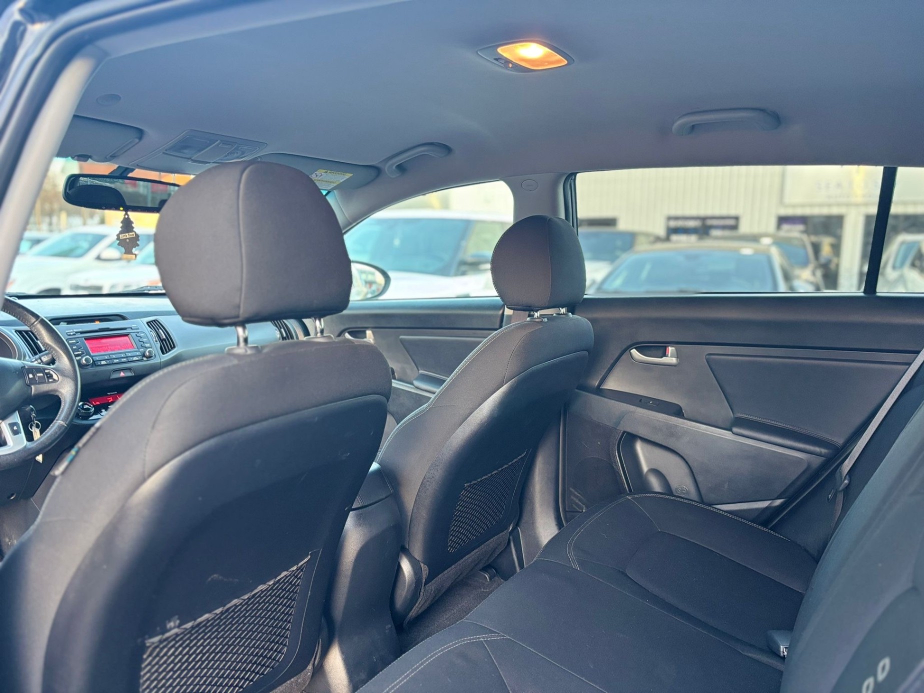 /canwestautoinc/2012-Kia-Sportage-2051025989819777.jpg