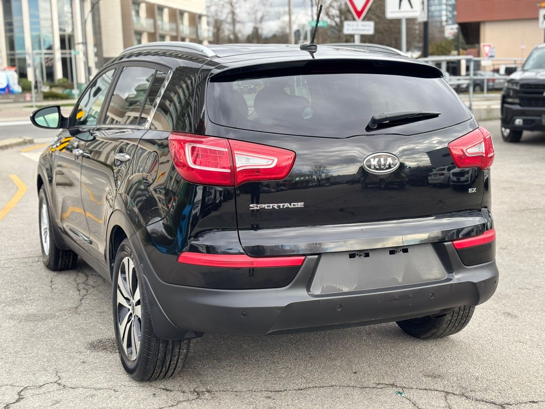 /canwestautoinc/2012-Kia-Sportage-8629018817250835.jpg