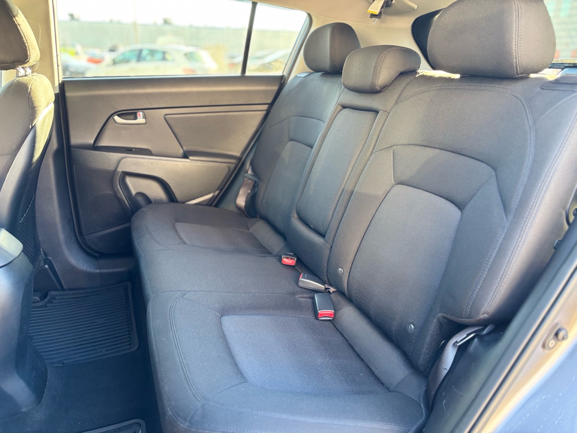 /canwestautoinc/2012-Kia-Sportage-9236378551511053.jpg