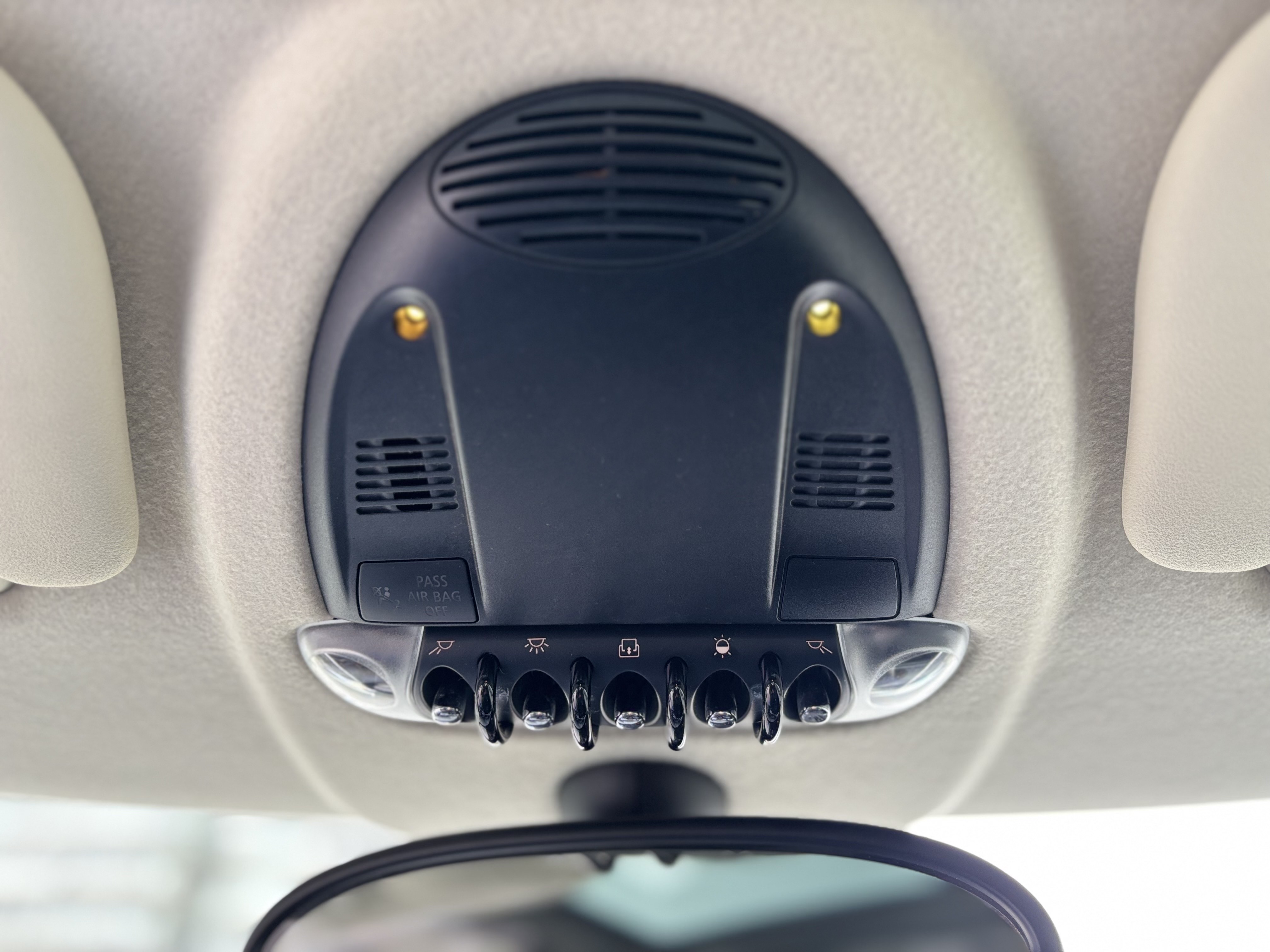/canwestautoinc/2012-MINI-CooperHardtop-9959555245095237.jpg