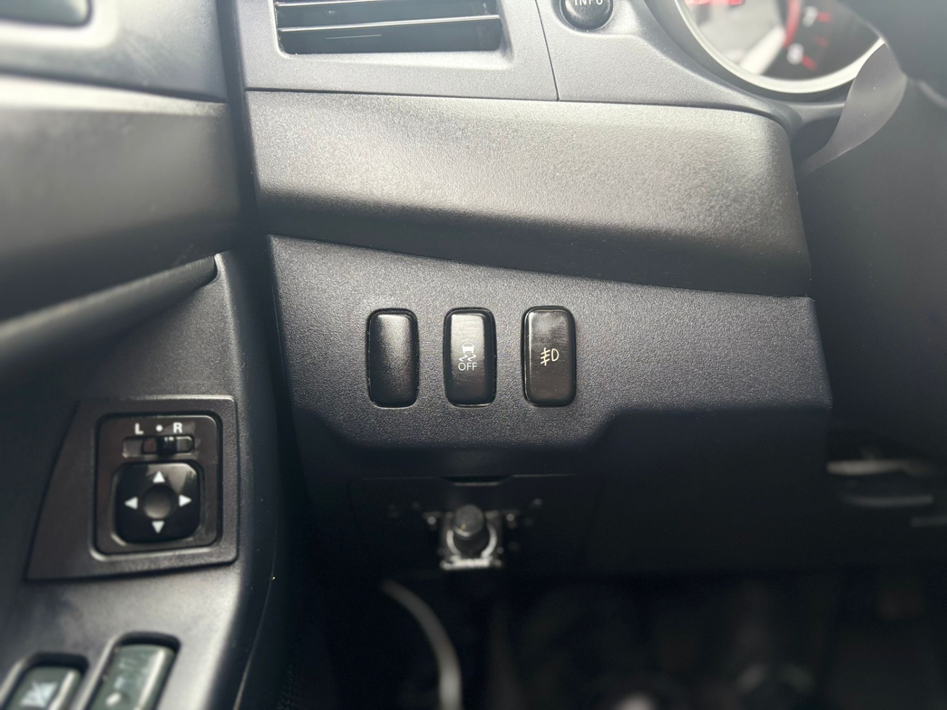 /canwestautoinc/2012-Mitsubishi-Lancer-3927823819165108.jpg