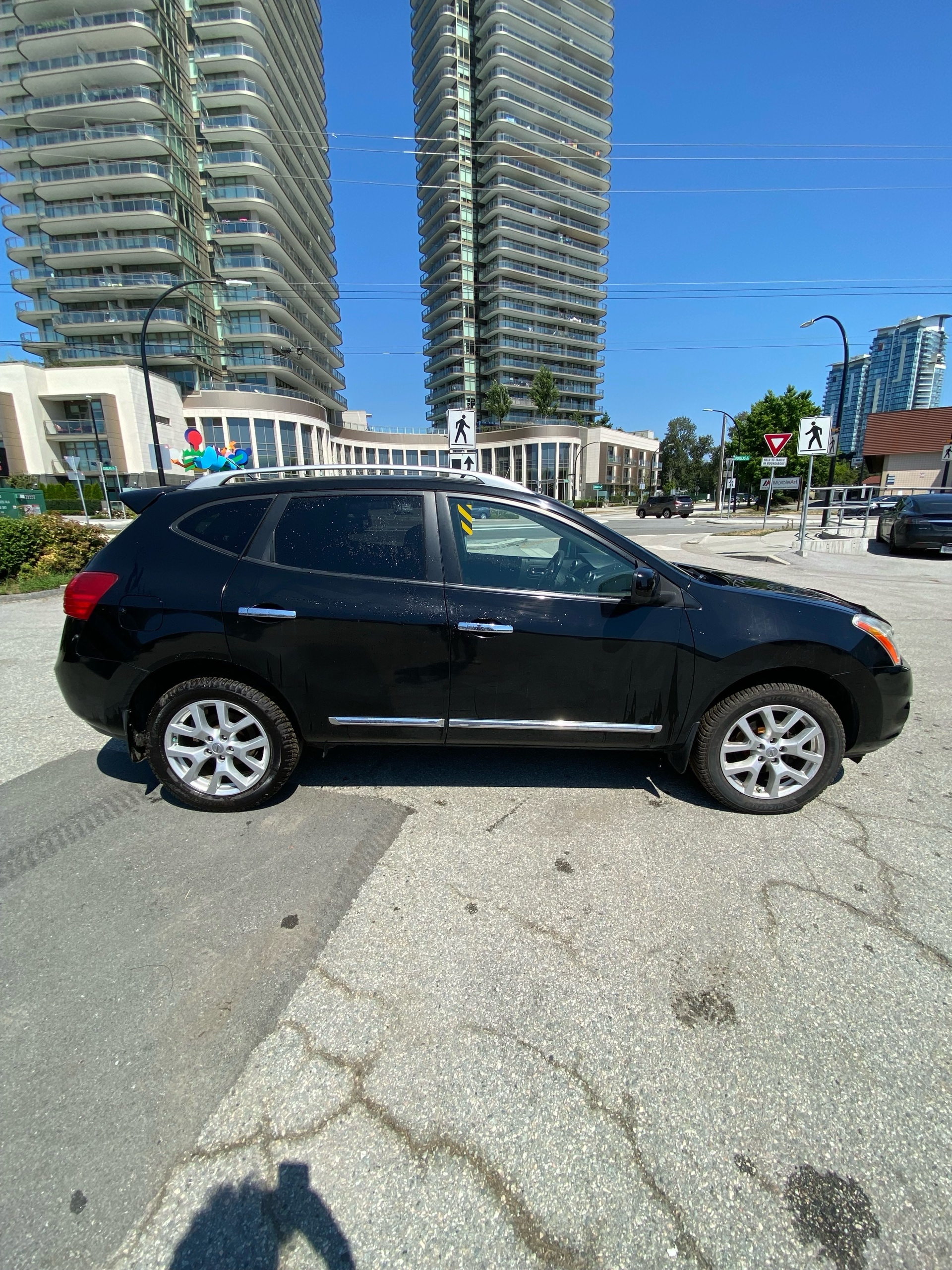 /canwestautoinc/2012-Nissan-Rogue-8179860774106349.jpg