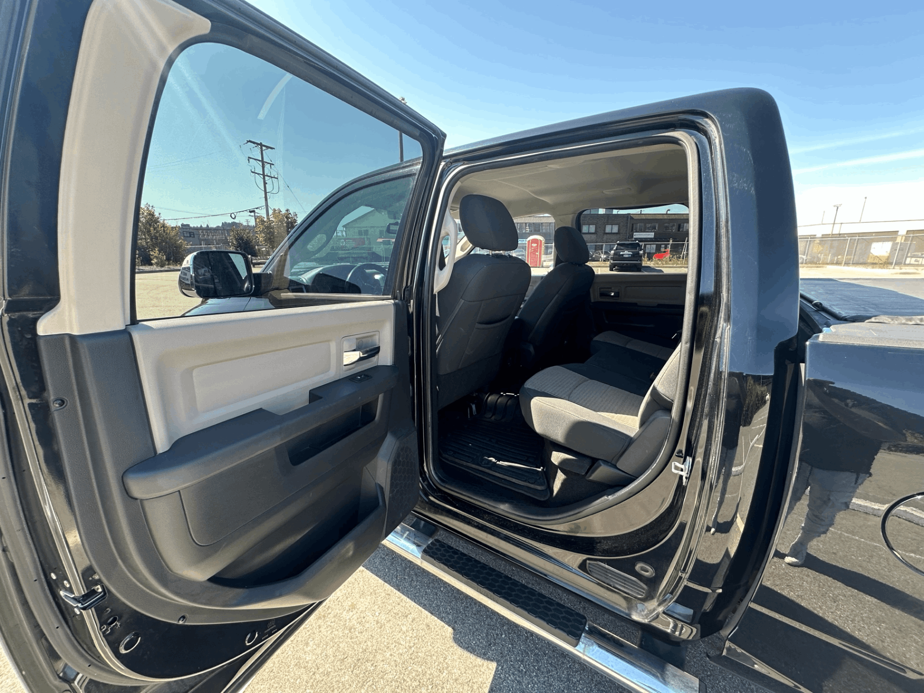 /canwestautoinc/2012-Ram-1500-8313795025877171.jpg
