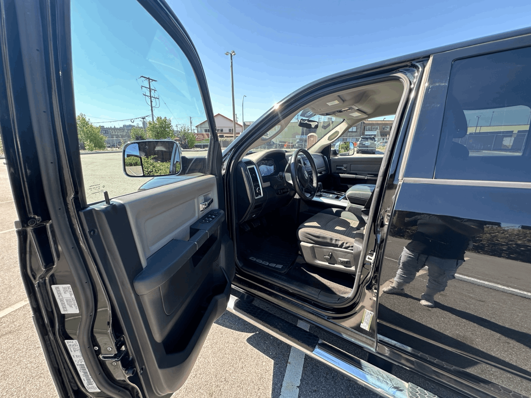 /canwestautoinc/2012-Ram-1500-9821800205303886.jpg