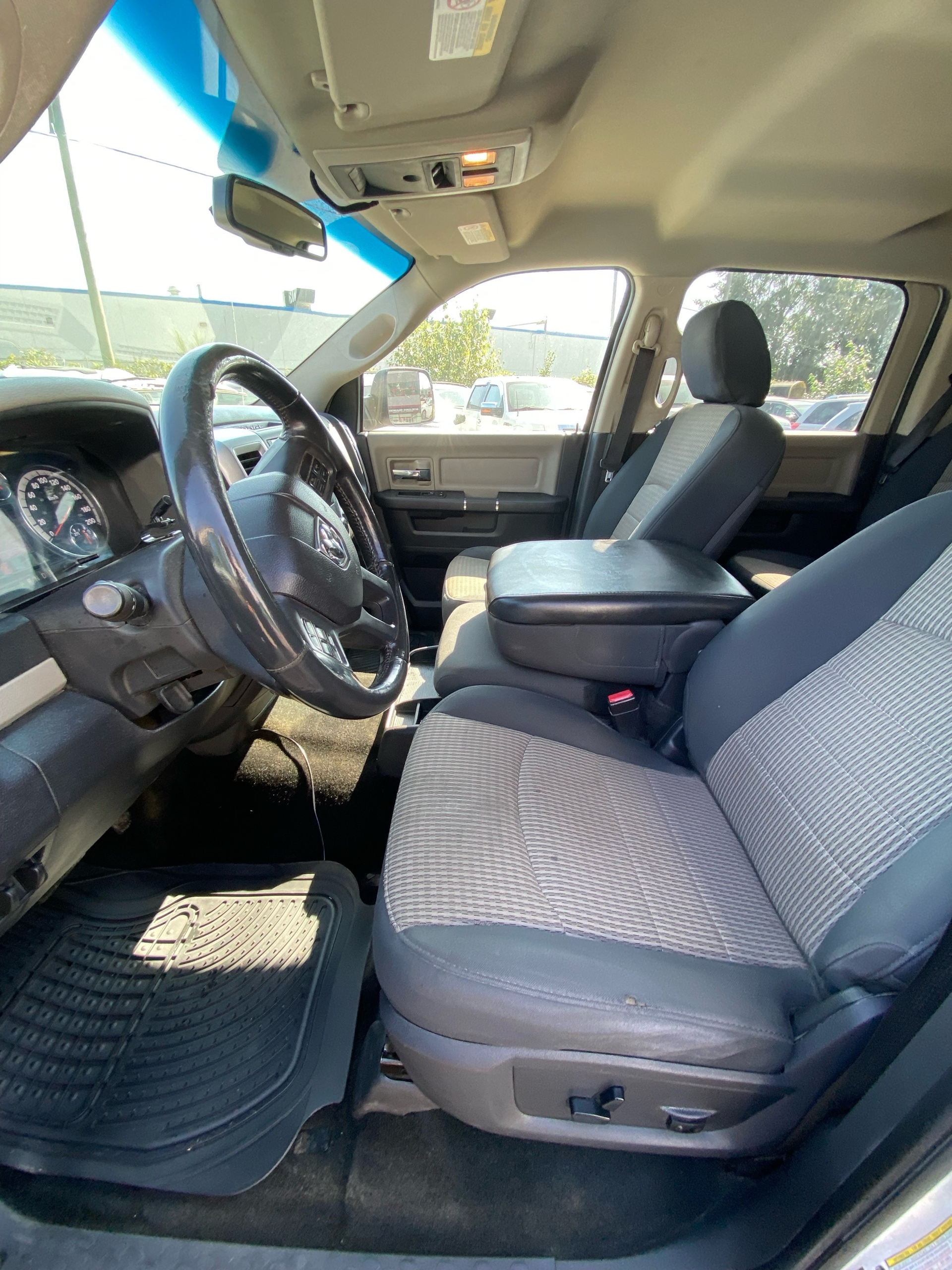 /canwestautoinc/2012-Ram-2500-8426685938802636.jpg