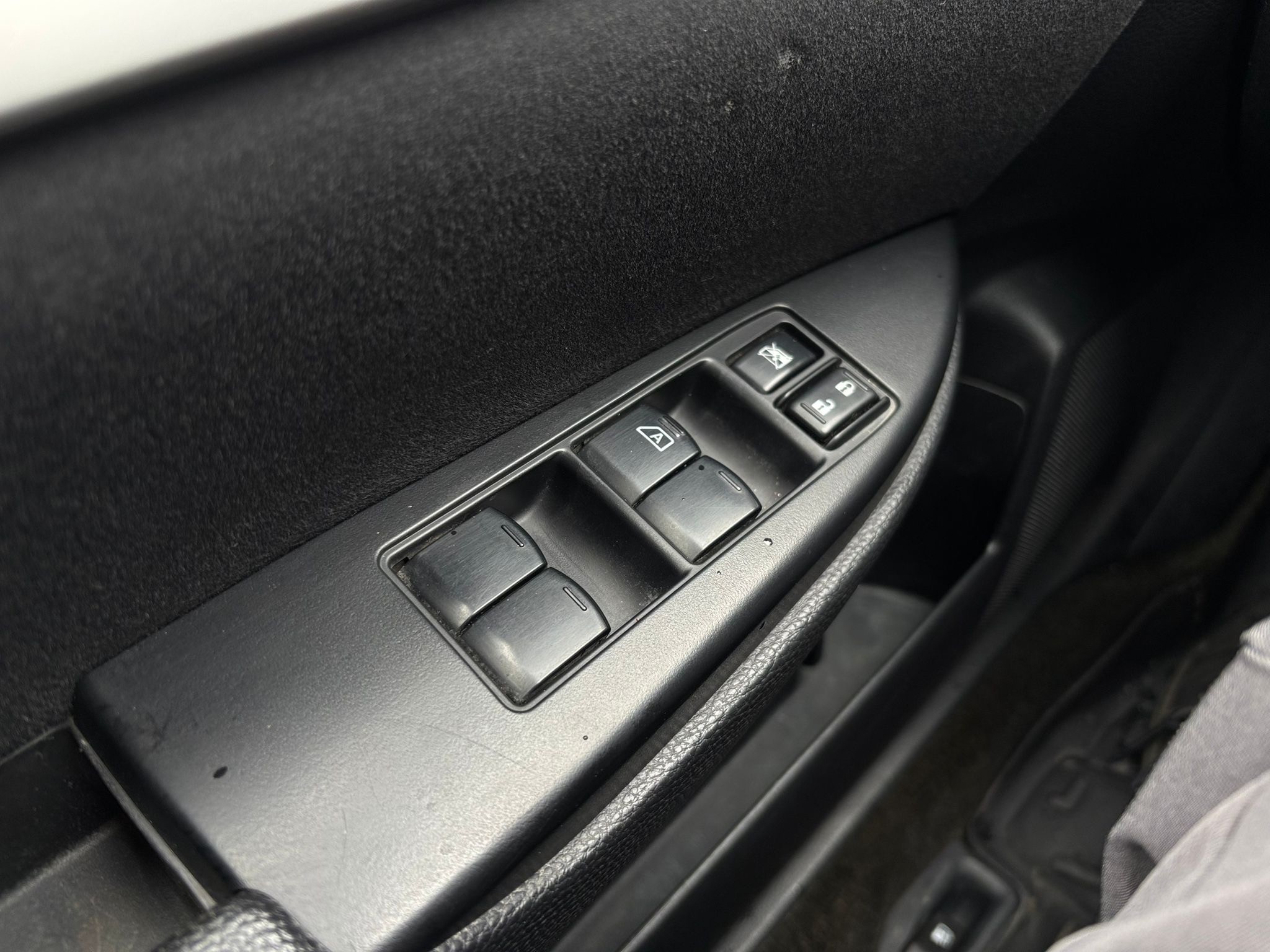 /canwestautoinc/2012-Subaru-Outback-1616464723629012.jpg