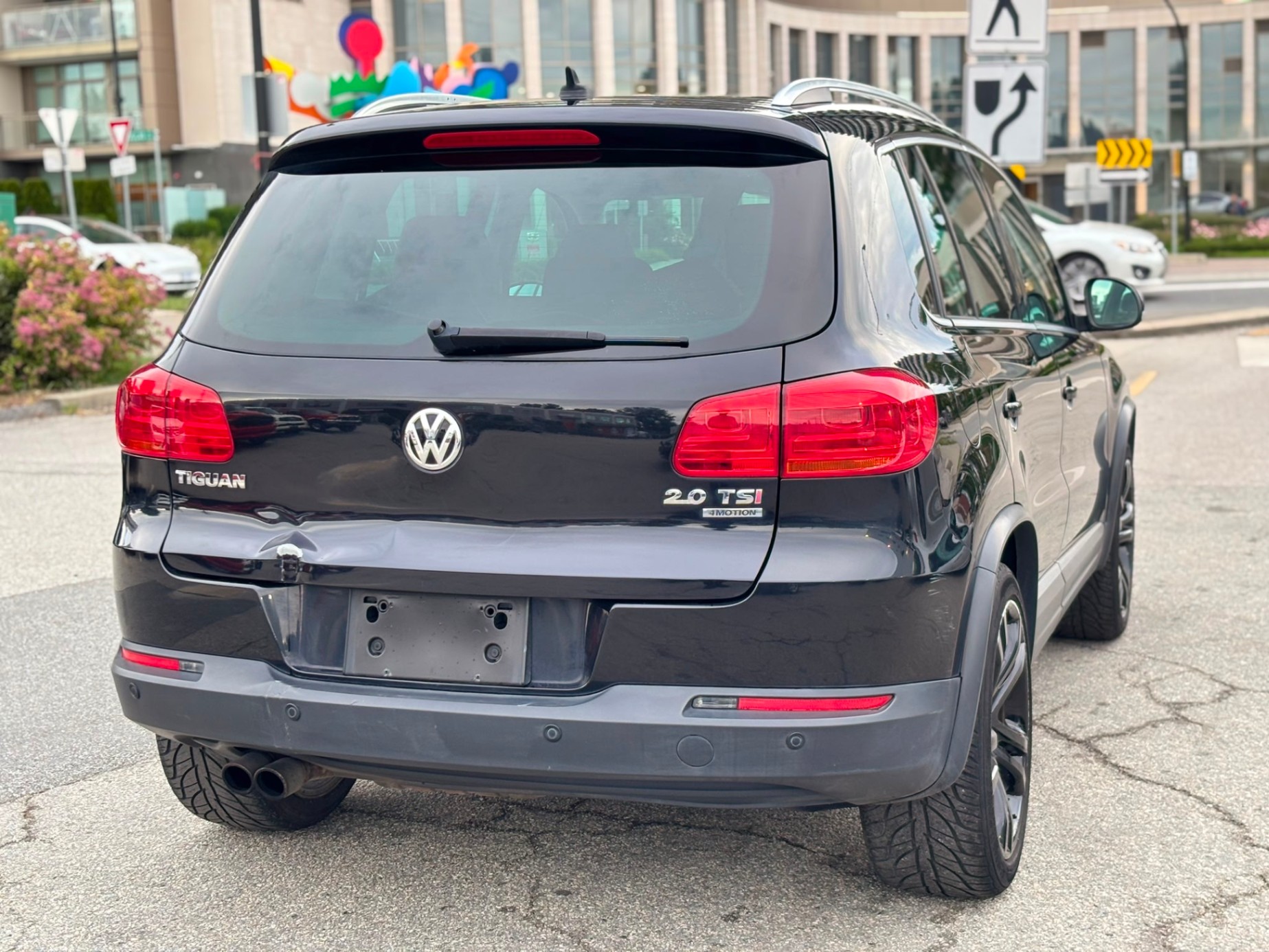 /canwestautoinc/2012-Volkswagen-Tiguan-3801721636925195.jpg