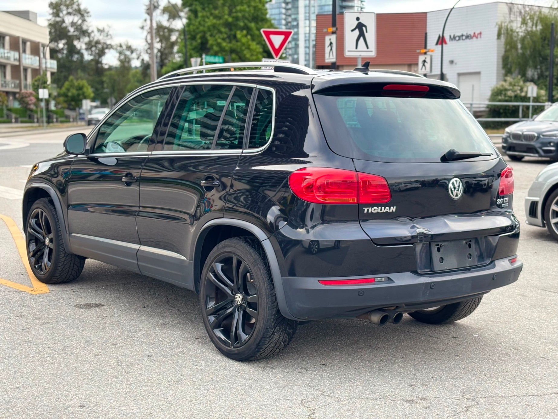 /canwestautoinc/2012-Volkswagen-Tiguan-44626296959914447.jpg