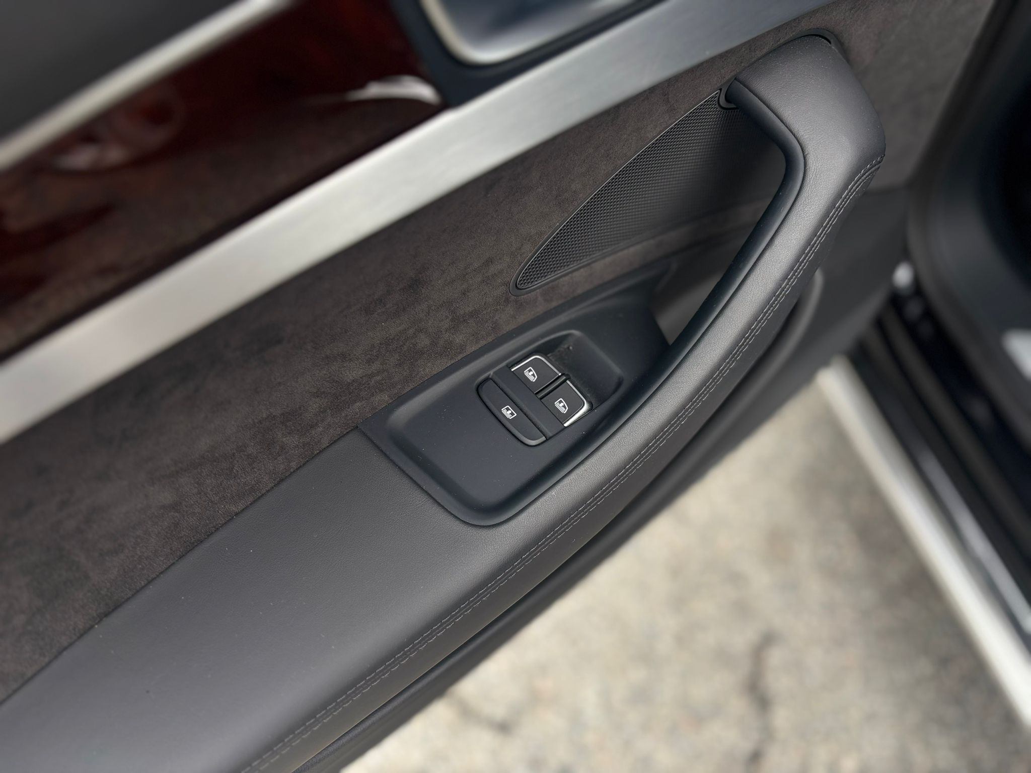 /canwestautoinc/2013-Audi-A8-2994914001406783.jpg