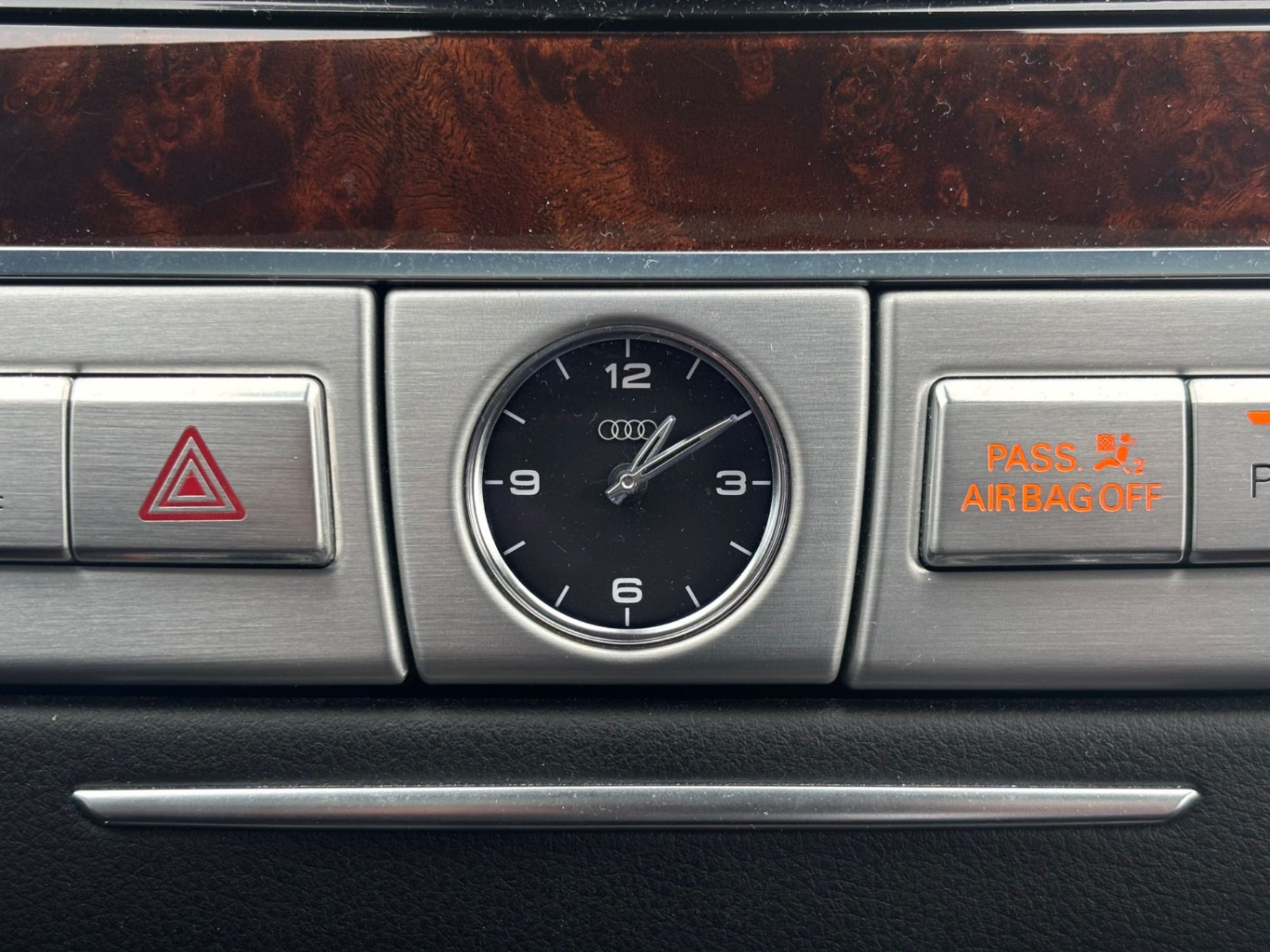 /canwestautoinc/2013-Audi-A8-43855147085535306.jpg