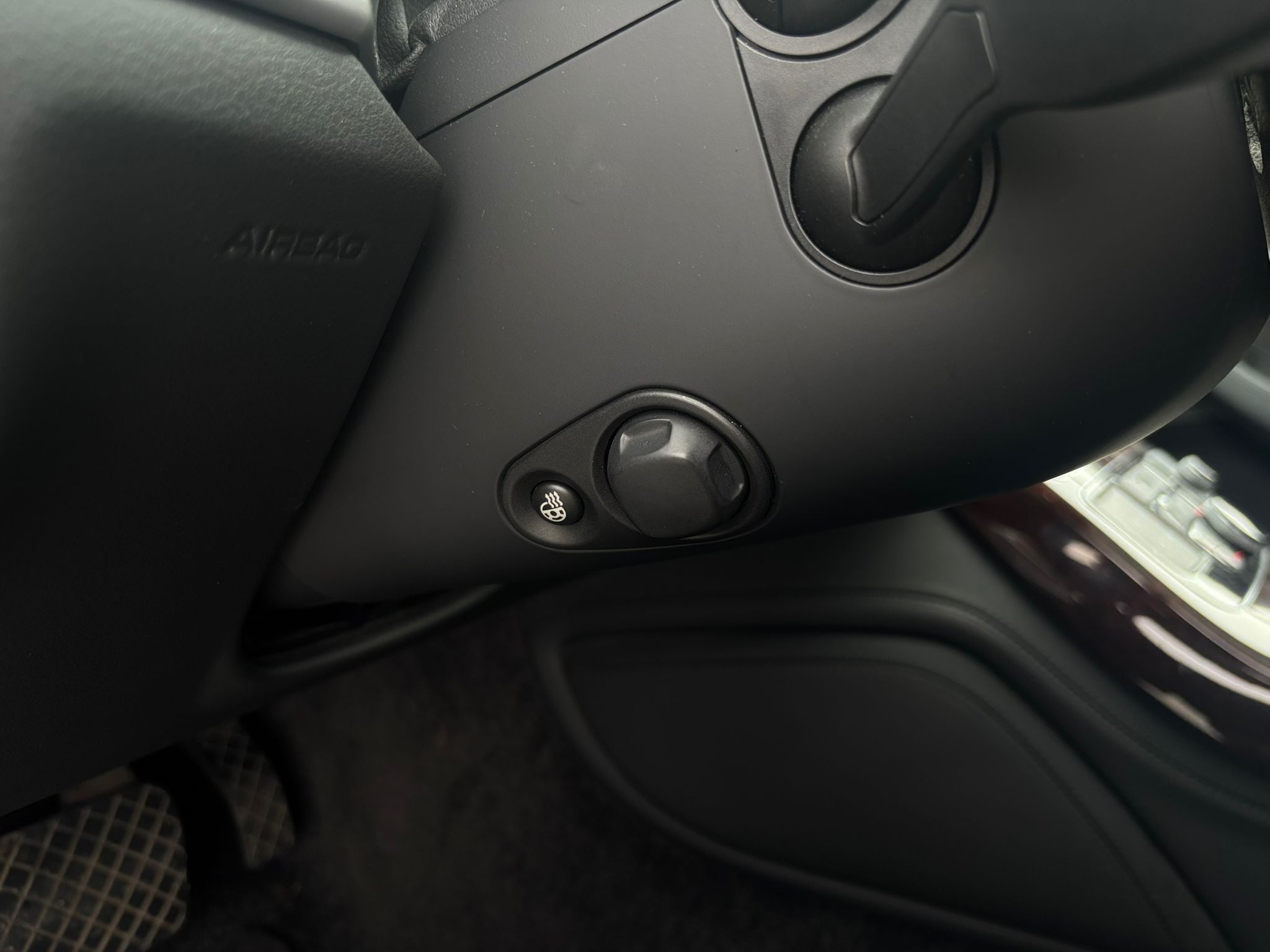 /canwestautoinc/2013-Audi-A8-8859193063029611.jpg