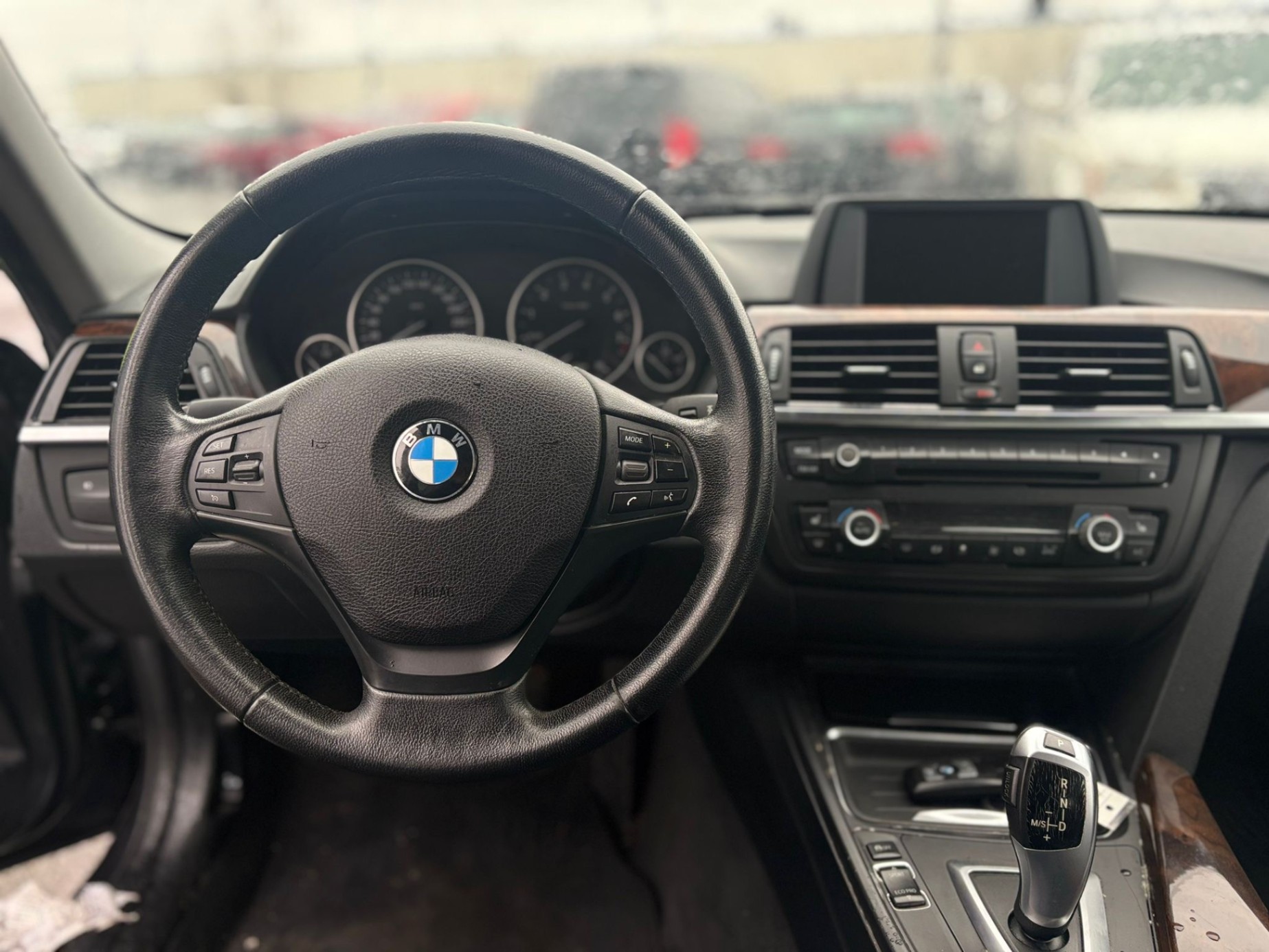 /canwestautoinc/2013-BMW-3-Series-37079295605197427.jpg