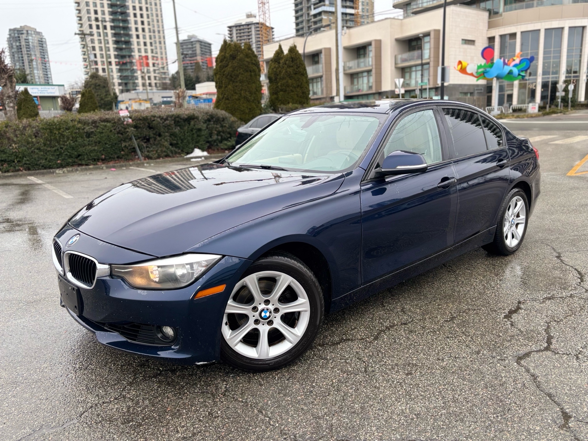 /canwestautoinc/2013-BMW-3Series-14401315990693253.jpg