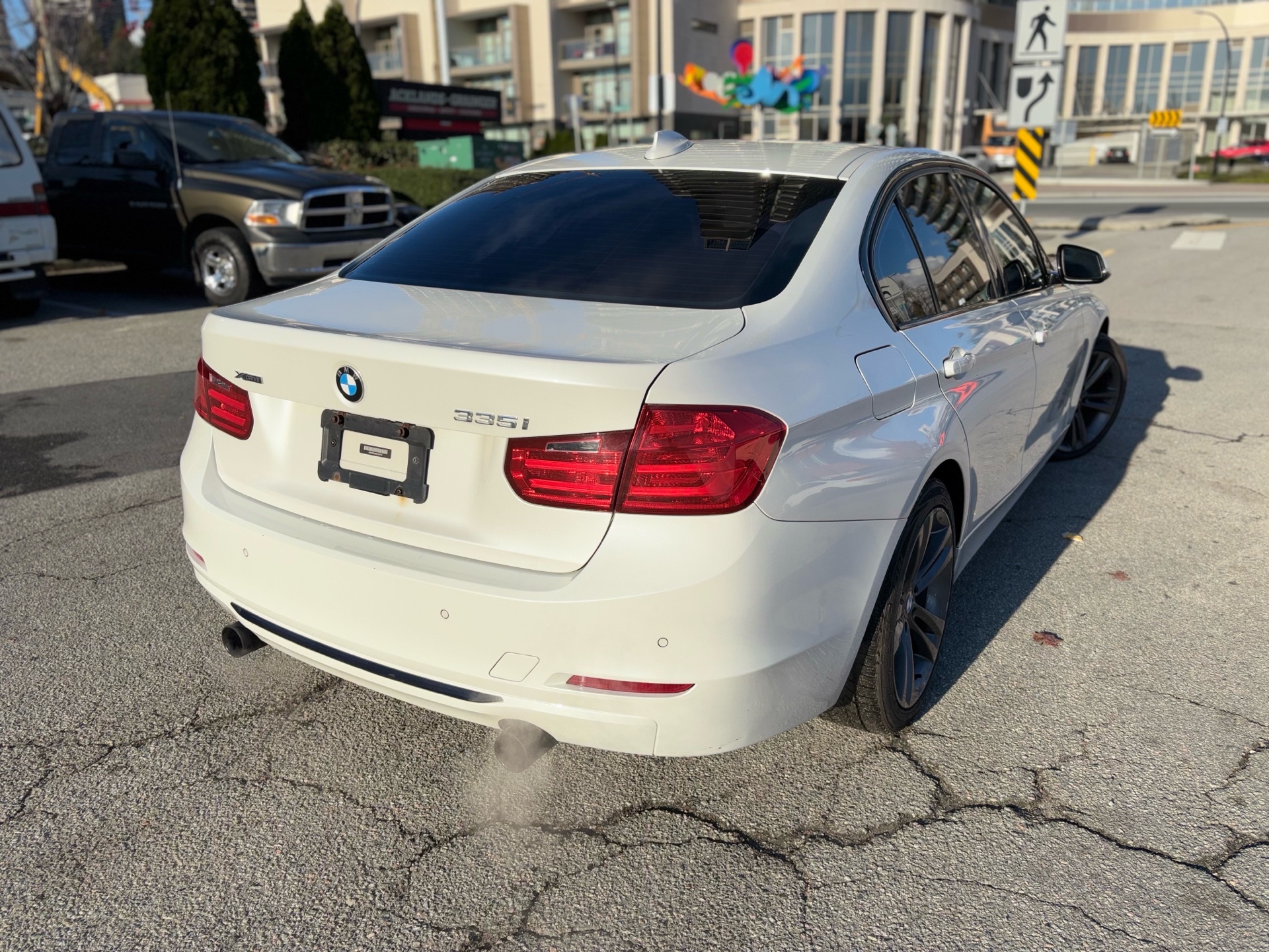 /canwestautoinc/2013-BMW-3Series-23690889487605116.jpg