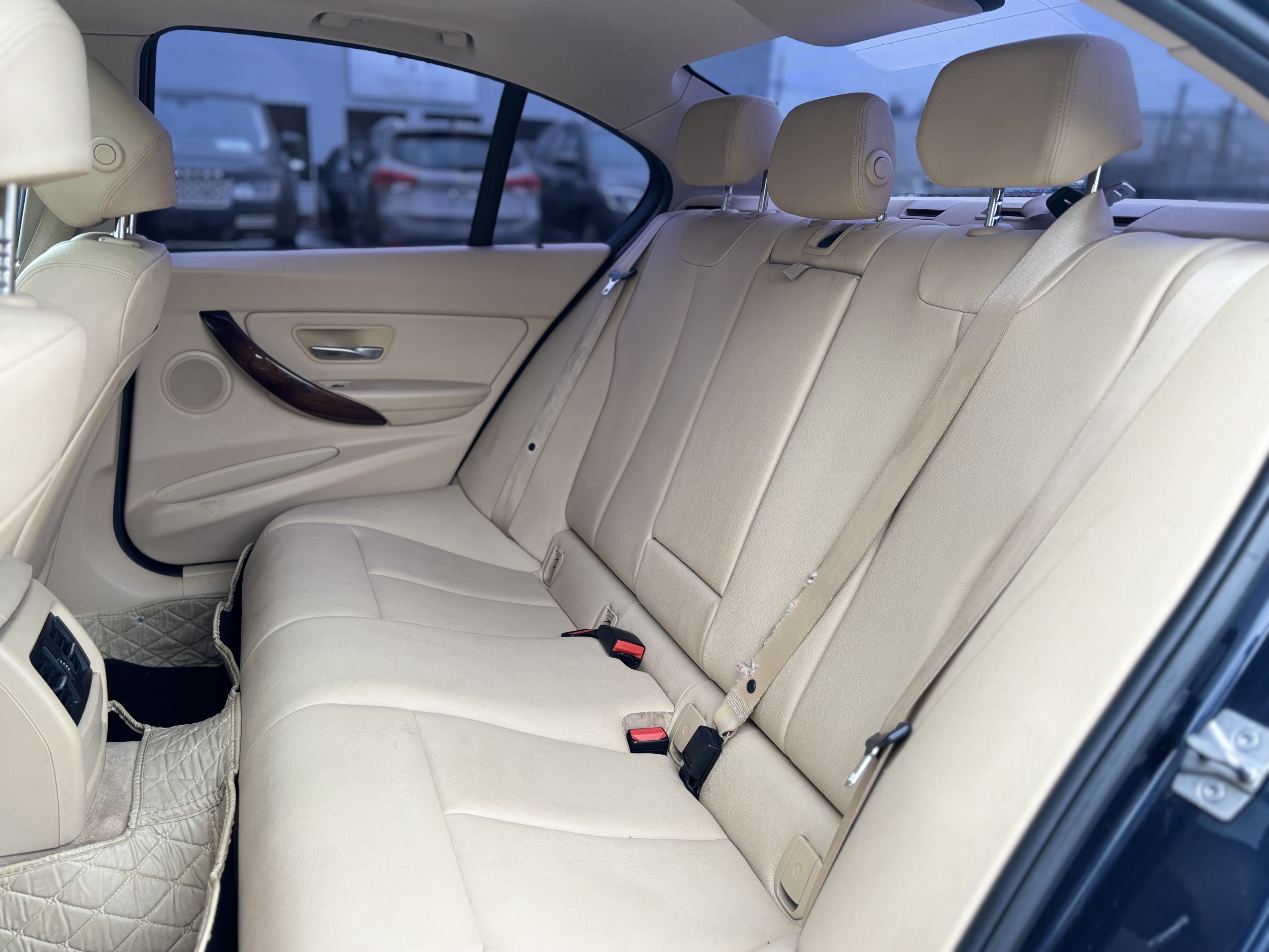/canwestautoinc/2013-BMW-3Series-33190099793383476.jpg