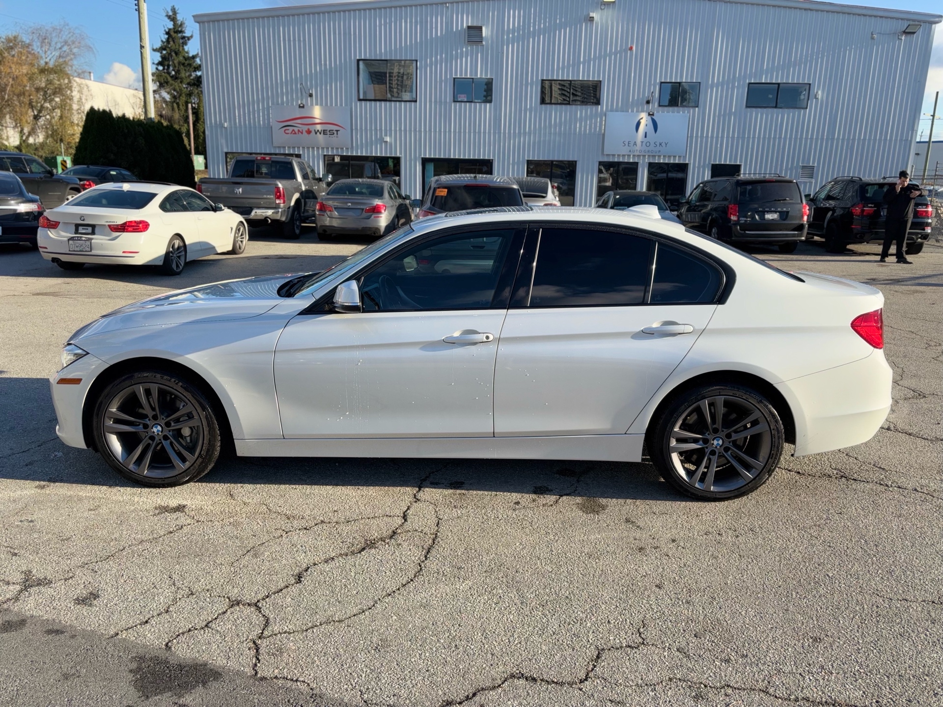 /canwestautoinc/2013-BMW-3Series-546898259019619.jpg