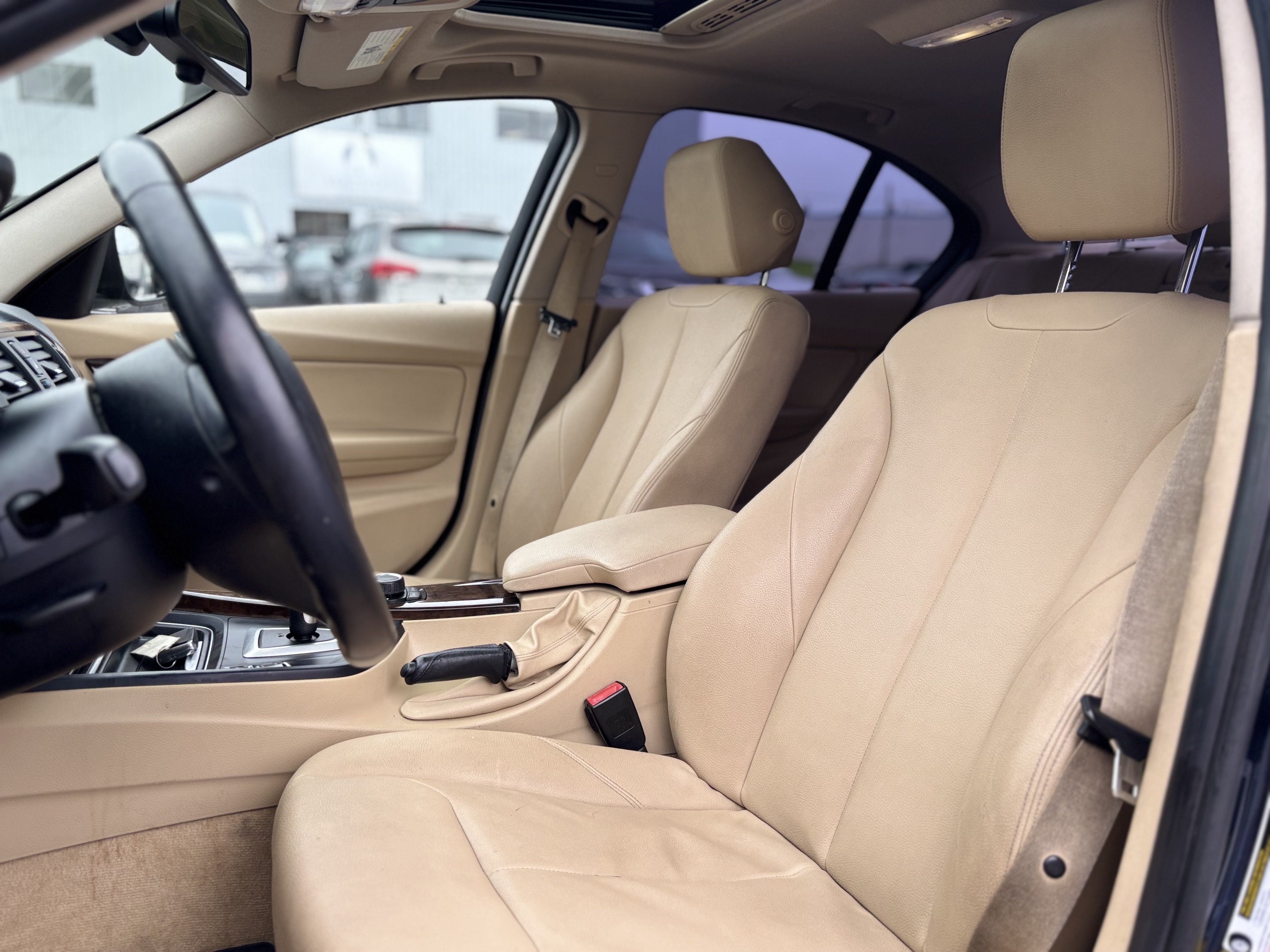 /canwestautoinc/2013-BMW-3Series-7075483900642381.jpg