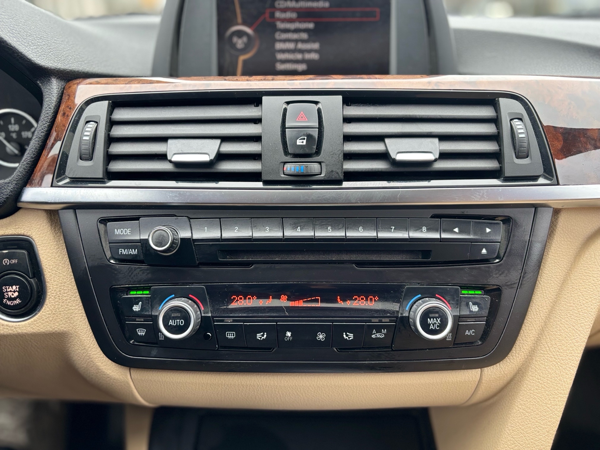 /canwestautoinc/2013-BMW-3Series-8471598701900025.jpg