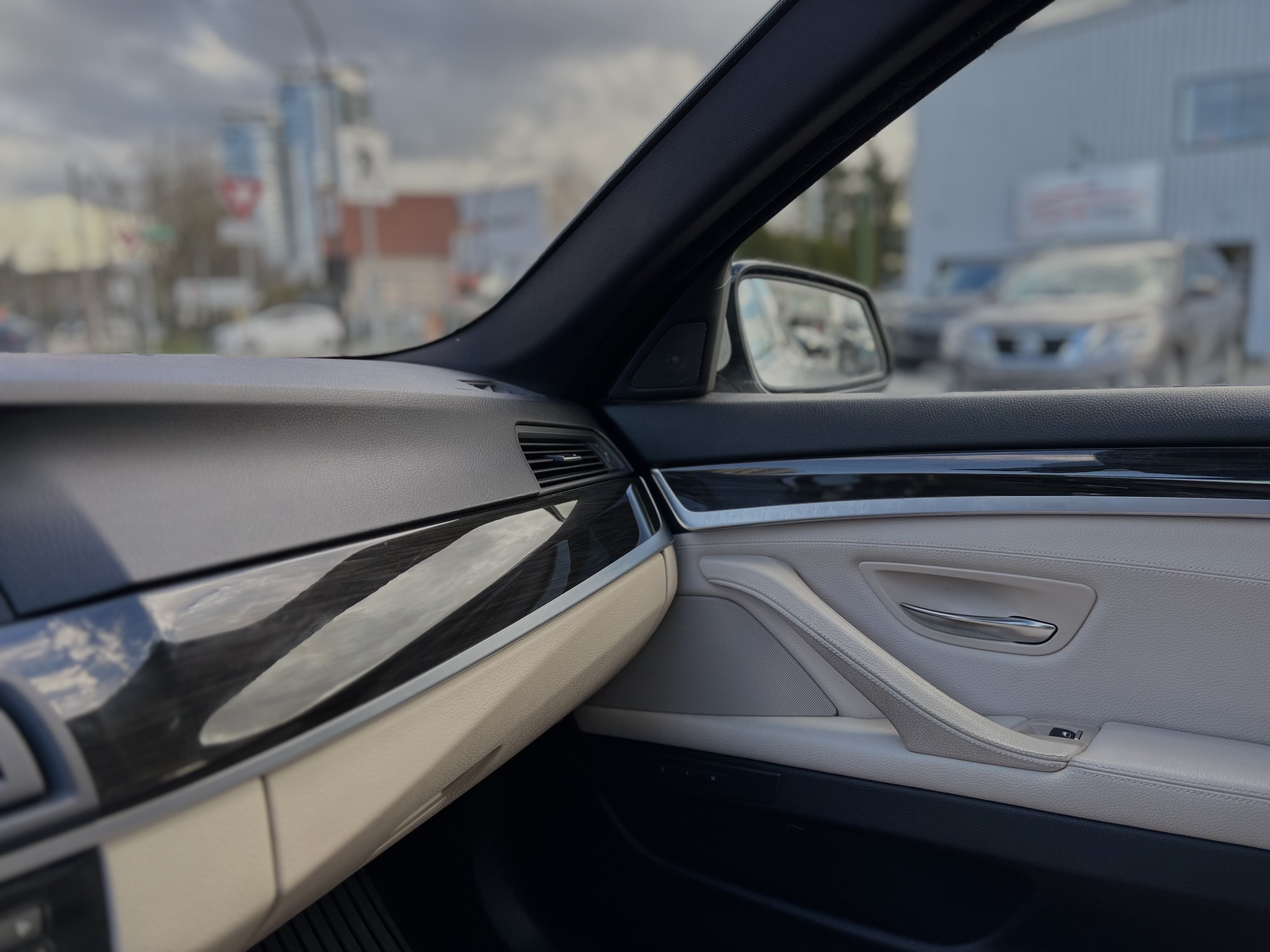 /canwestautoinc/2013-BMW-5Series-14354547801476003.jpg