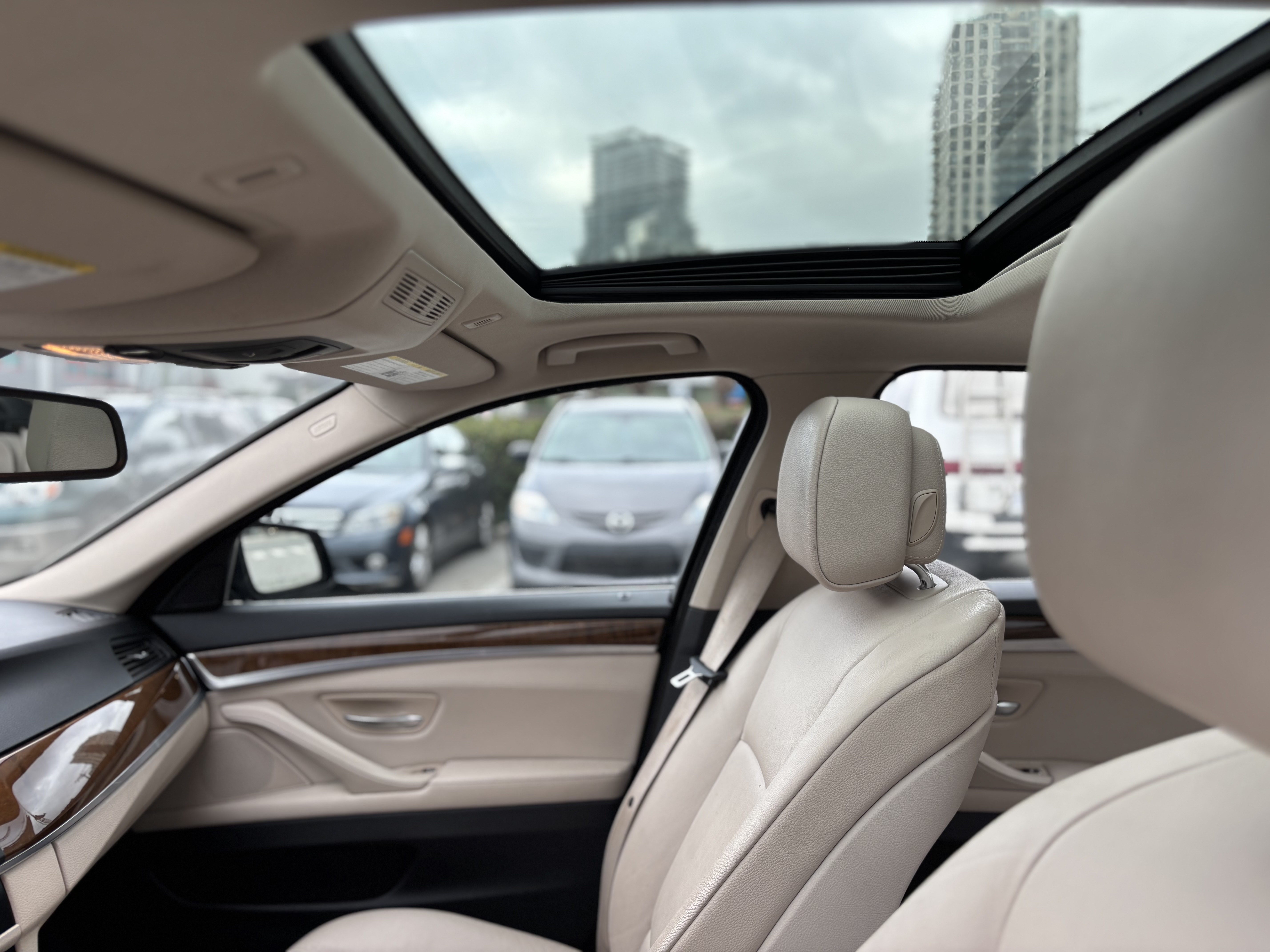 /canwestautoinc/2013-BMW-5Series-2661643568383827.jpg