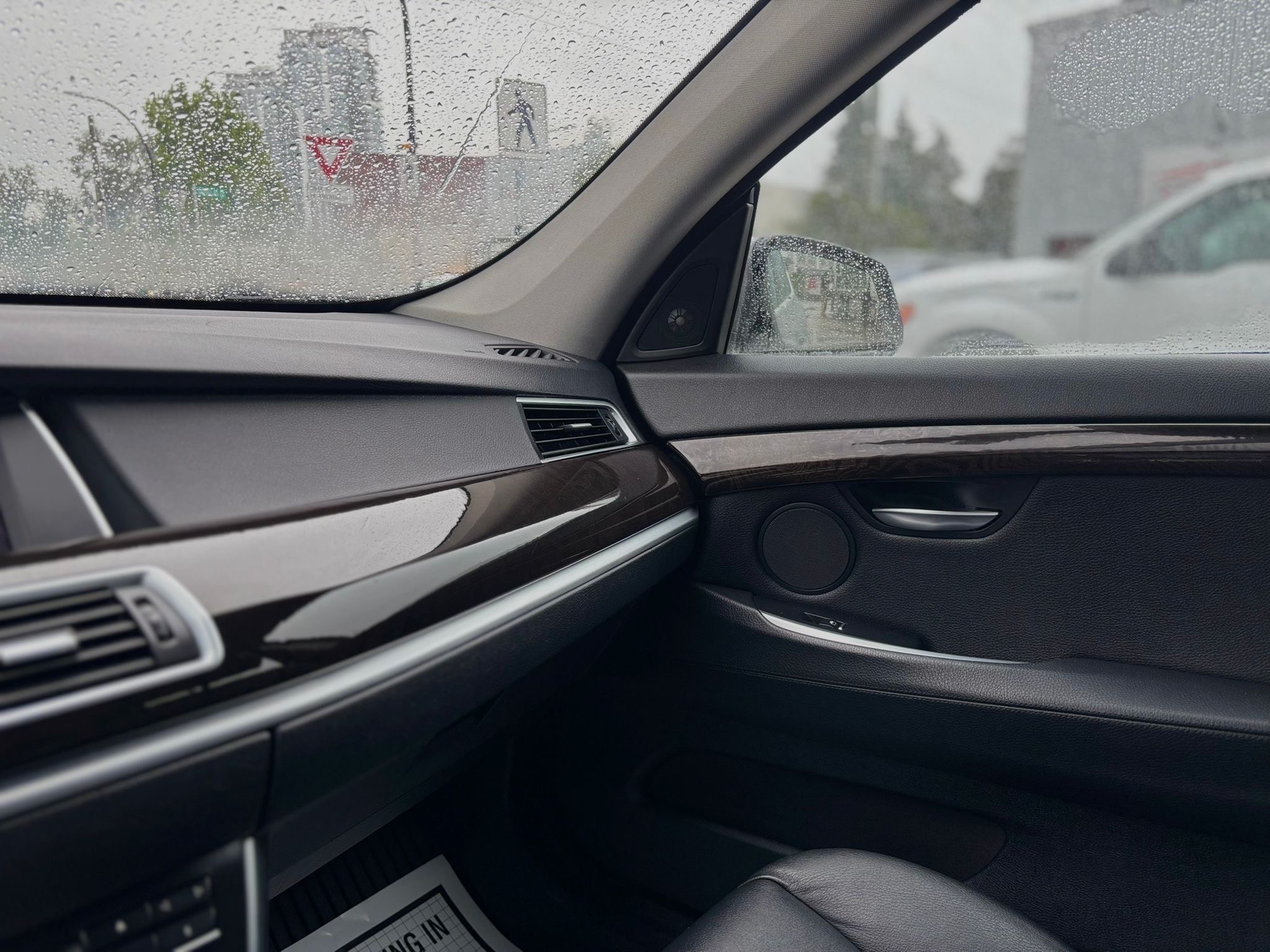 /canwestautoinc/2013-BMW-5Series-534681430932481.jpg