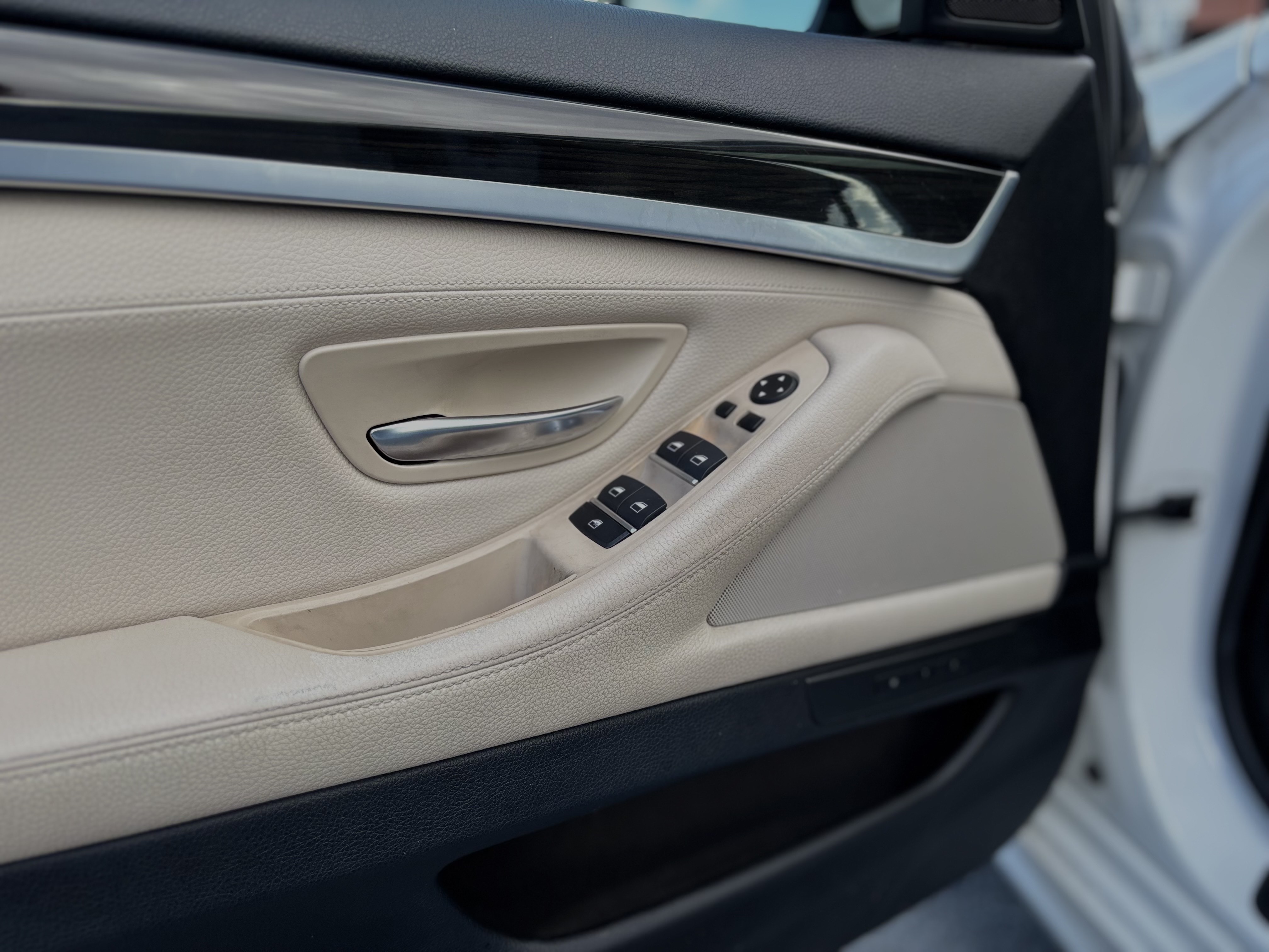 /canwestautoinc/2013-BMW-5Series-7072456690504787.jpg
