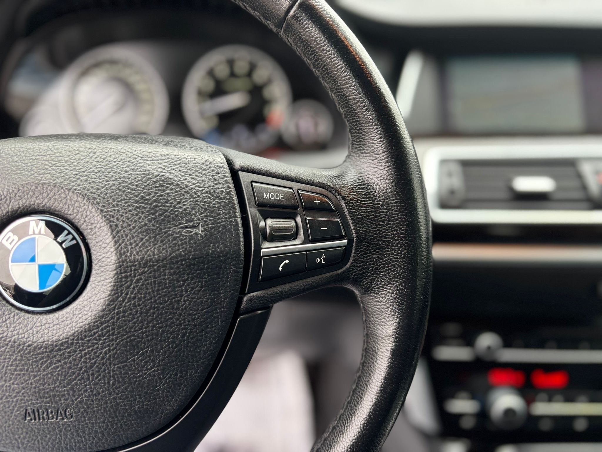 /canwestautoinc/2013-BMW-5Series-8055188153318882.jpg