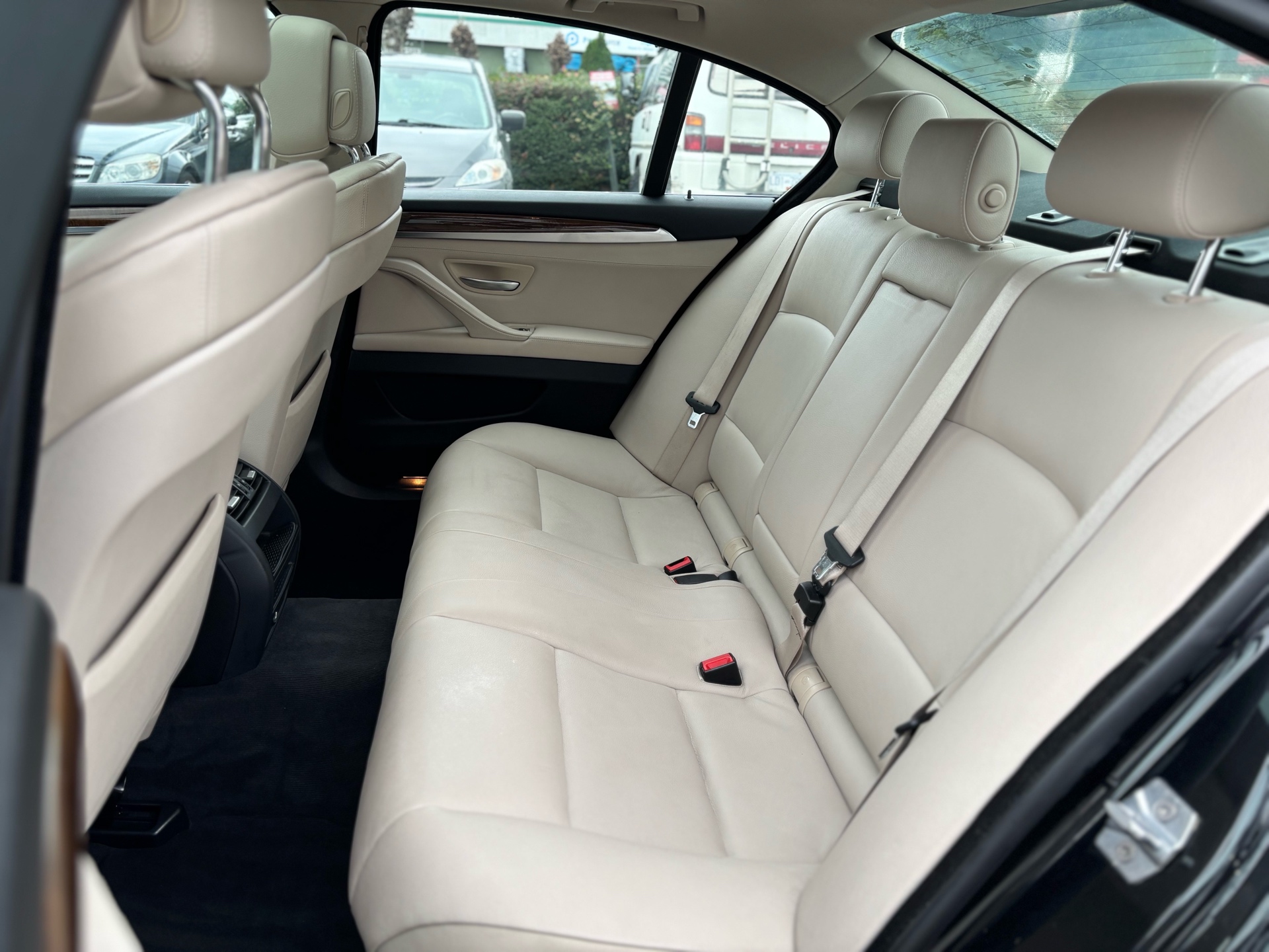 /canwestautoinc/2013-BMW-5Series-8175022117946507.jpg