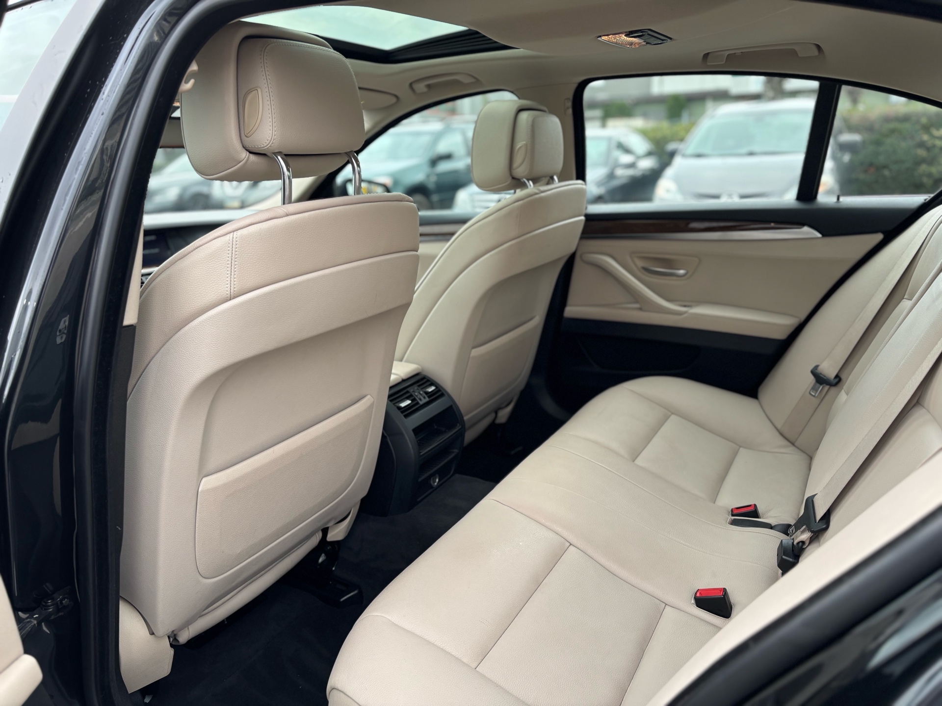 /canwestautoinc/2013-BMW-5Series-8841091481508043.jpg