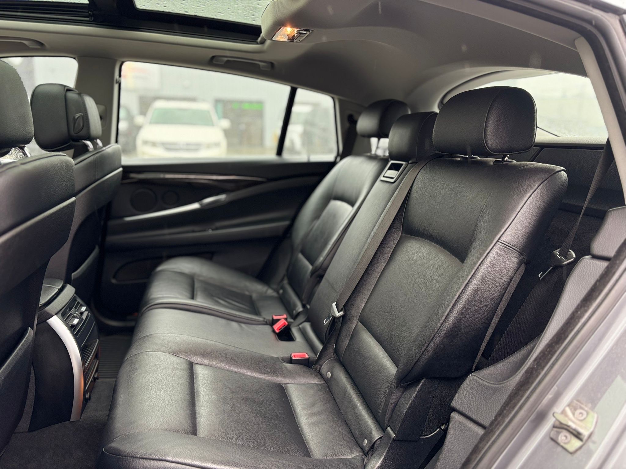 /canwestautoinc/2013-BMW-5Series-9592407991151115.jpg