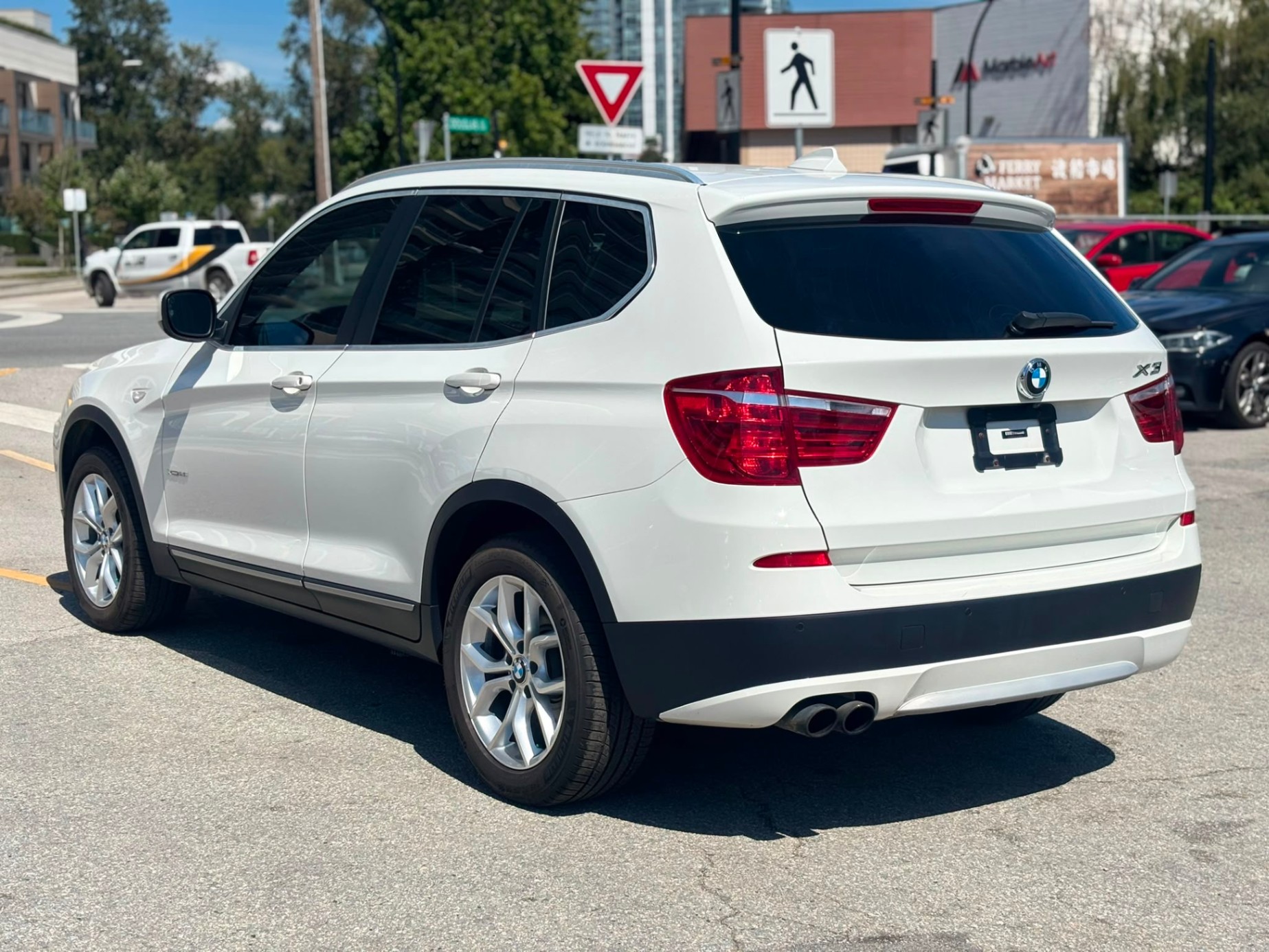 /canwestautoinc/2013-BMW-X3-02700917118792634.jpg