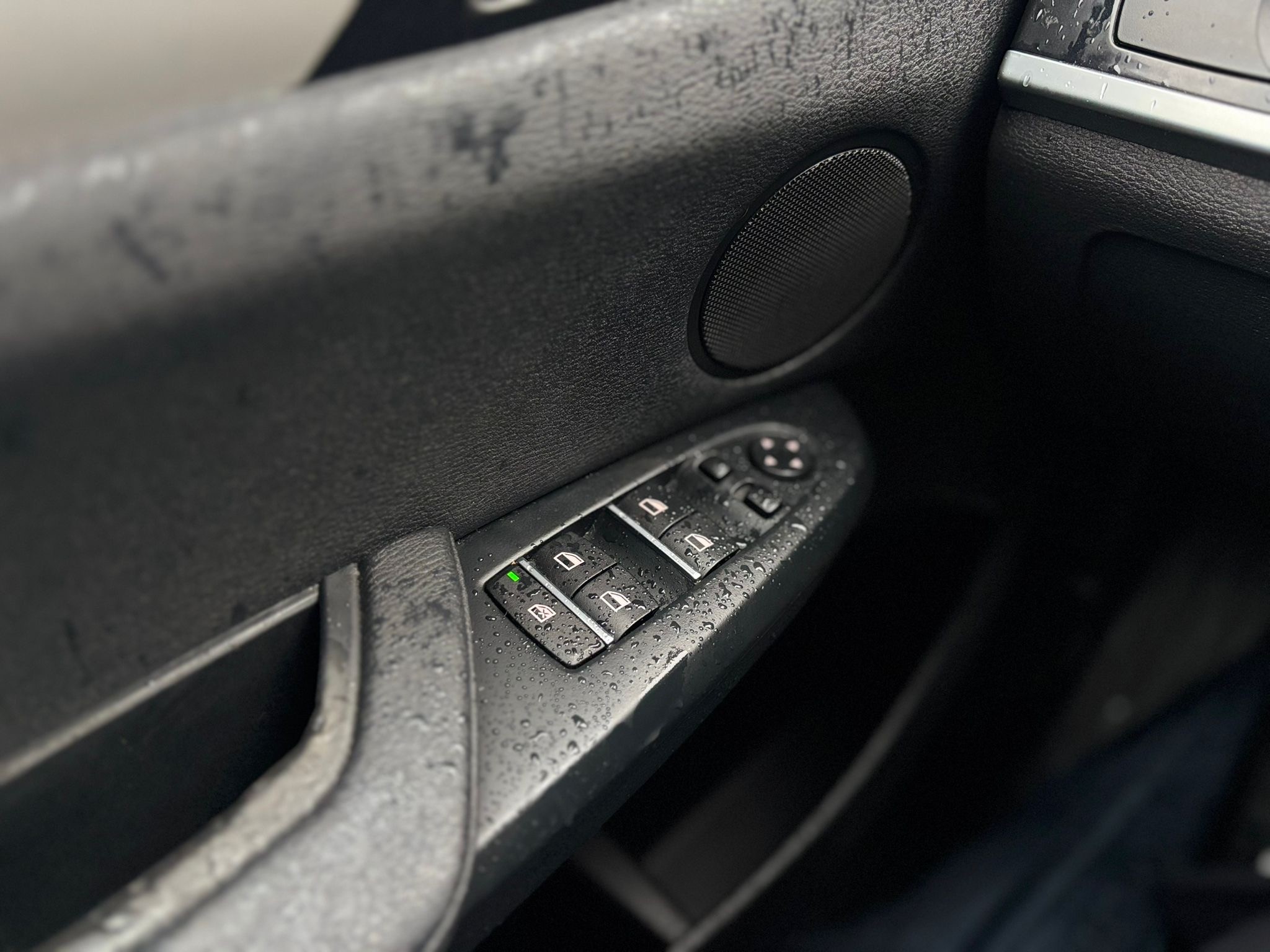 /canwestautoinc/2013-BMW-X3-4082854478281208.jpg