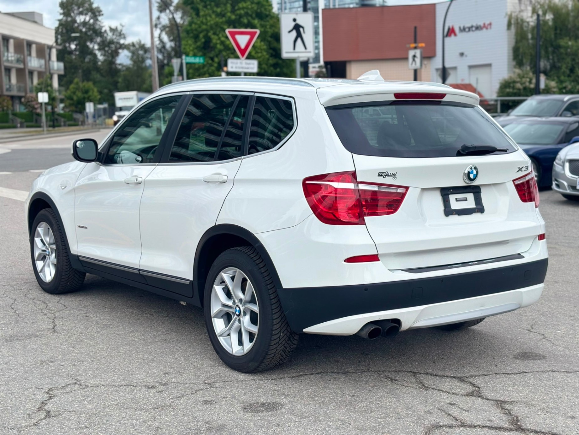 /canwestautoinc/2013-BMW-X3-4469663960387076.jpg