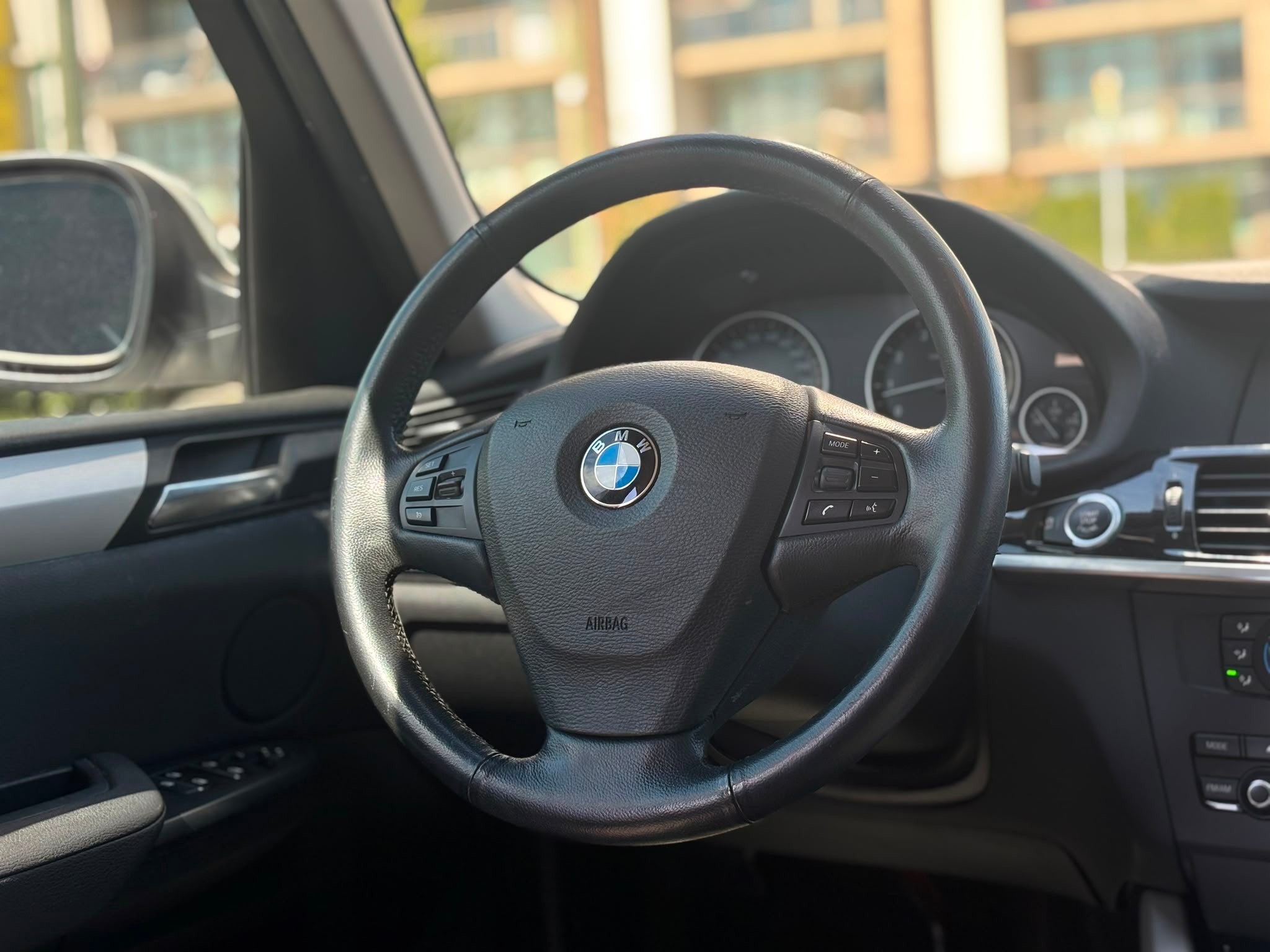 /canwestautoinc/2013-BMW-X3-8906057925556017.jpg