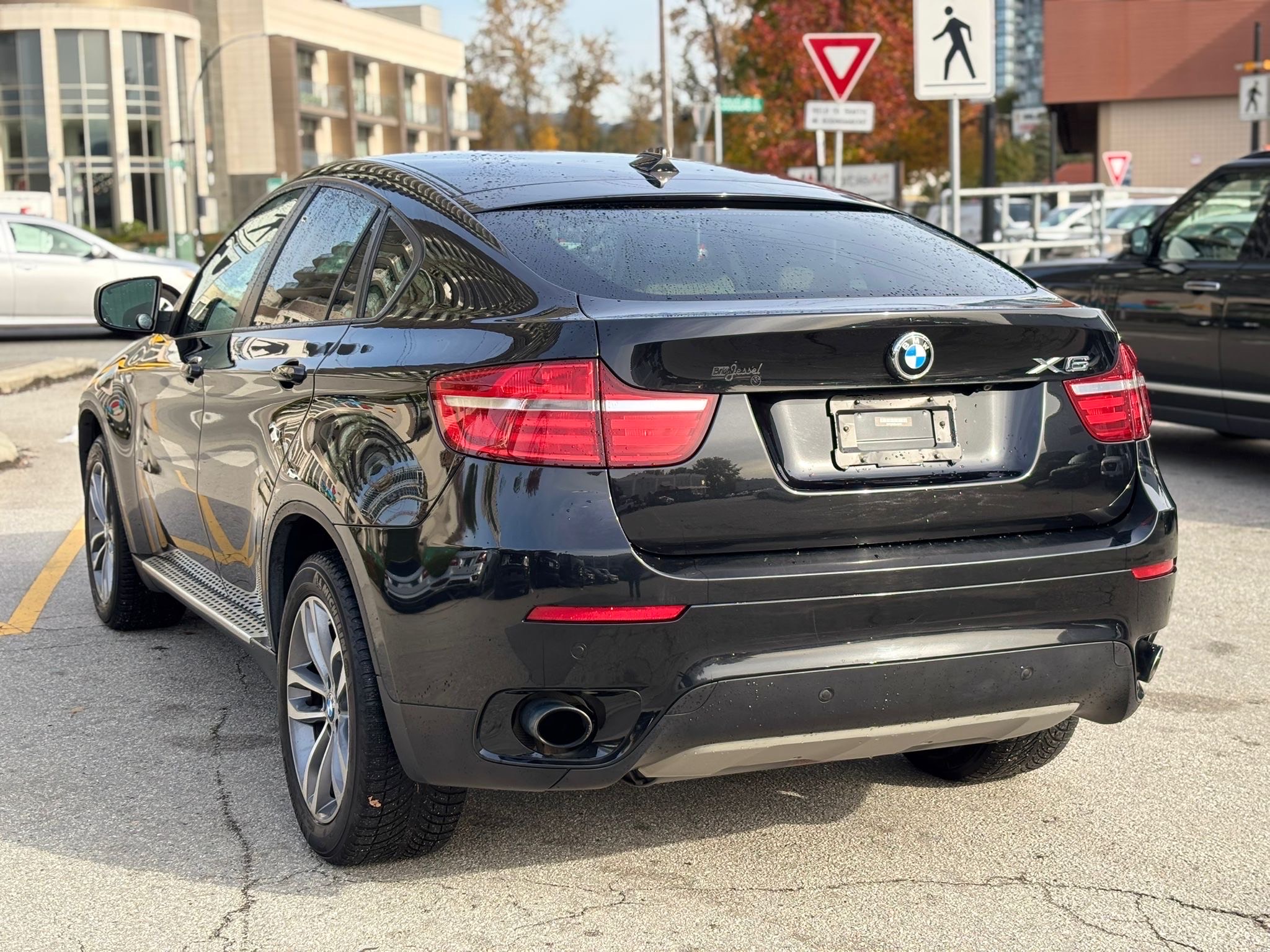 /canwestautoinc/2013-BMW-X6-27737744646644935.jpg