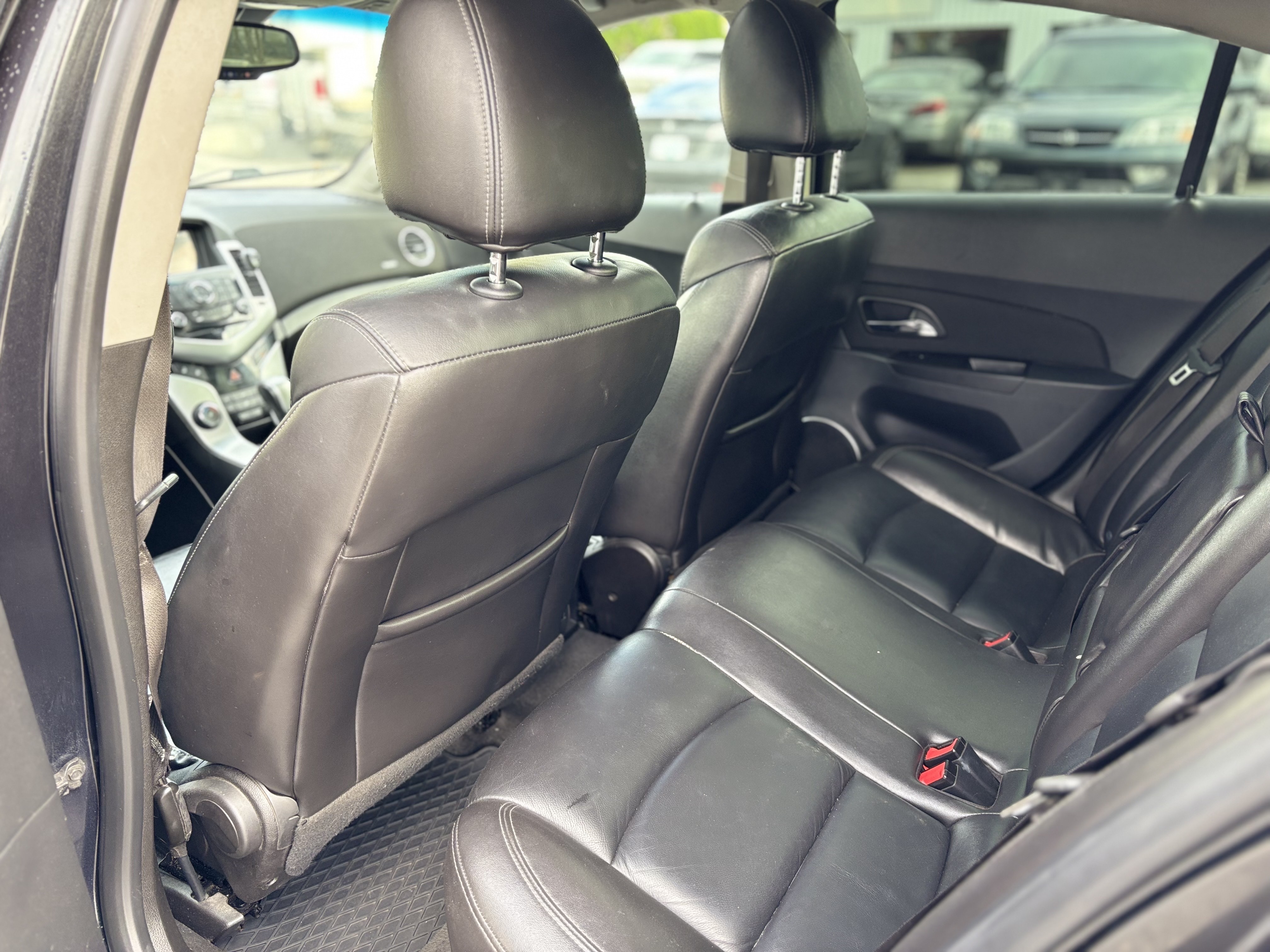 /canwestautoinc/2013-Chevrolet-Cruze-10964302132803971.jpg