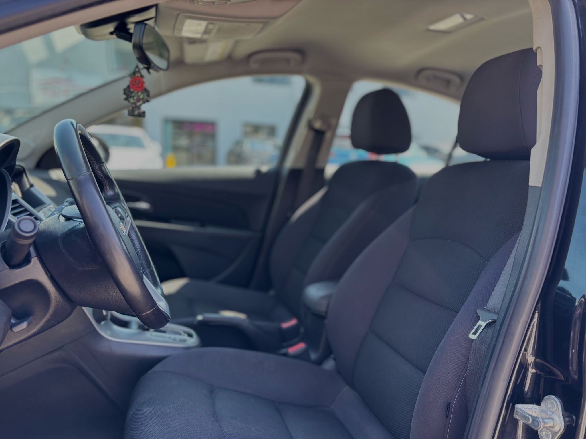 /canwestautoinc/2013-Chevrolet-Cruze-1786657254842956.jpg