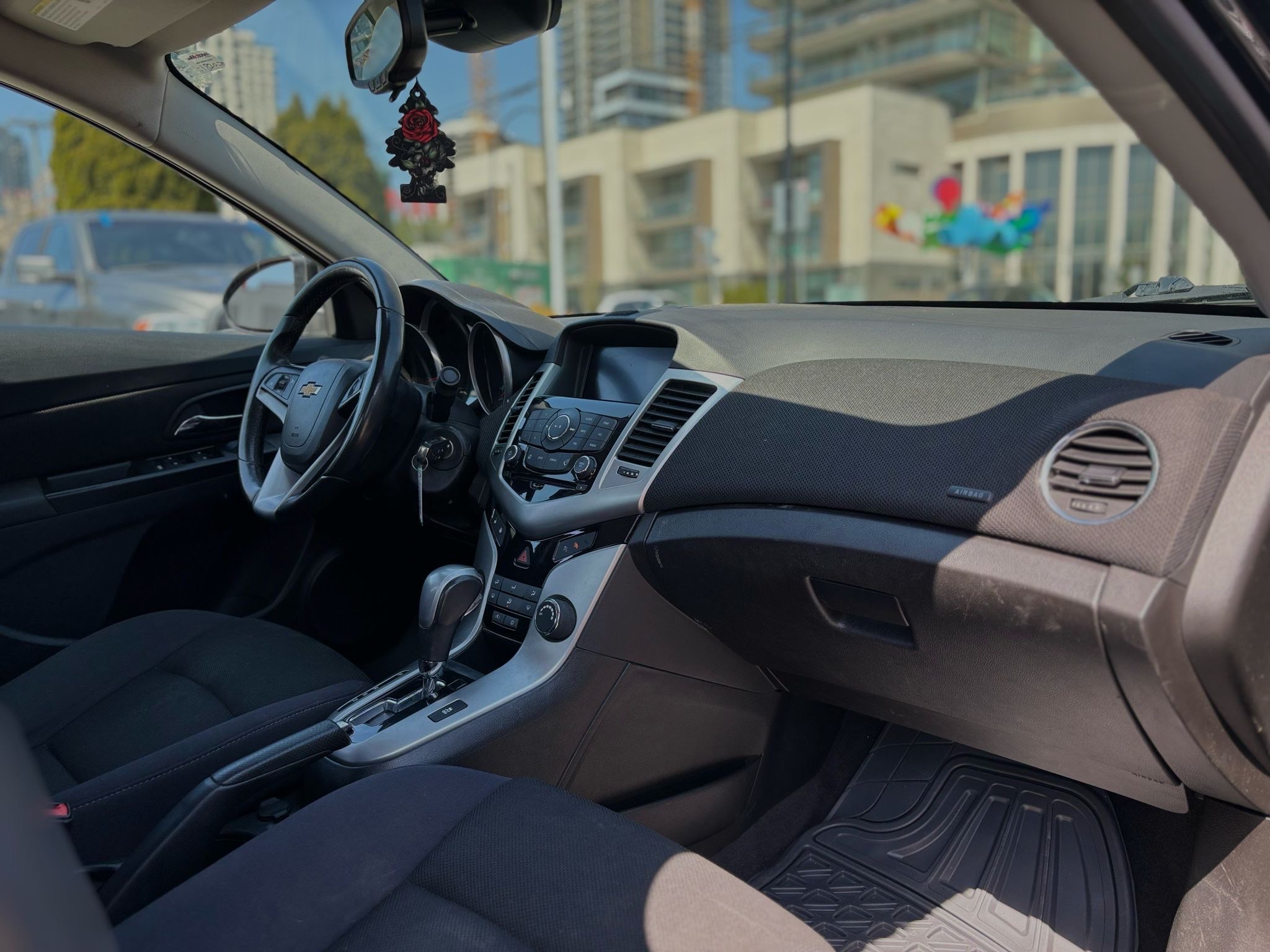 /canwestautoinc/2013-Chevrolet-Cruze-19283144979877642.jpg