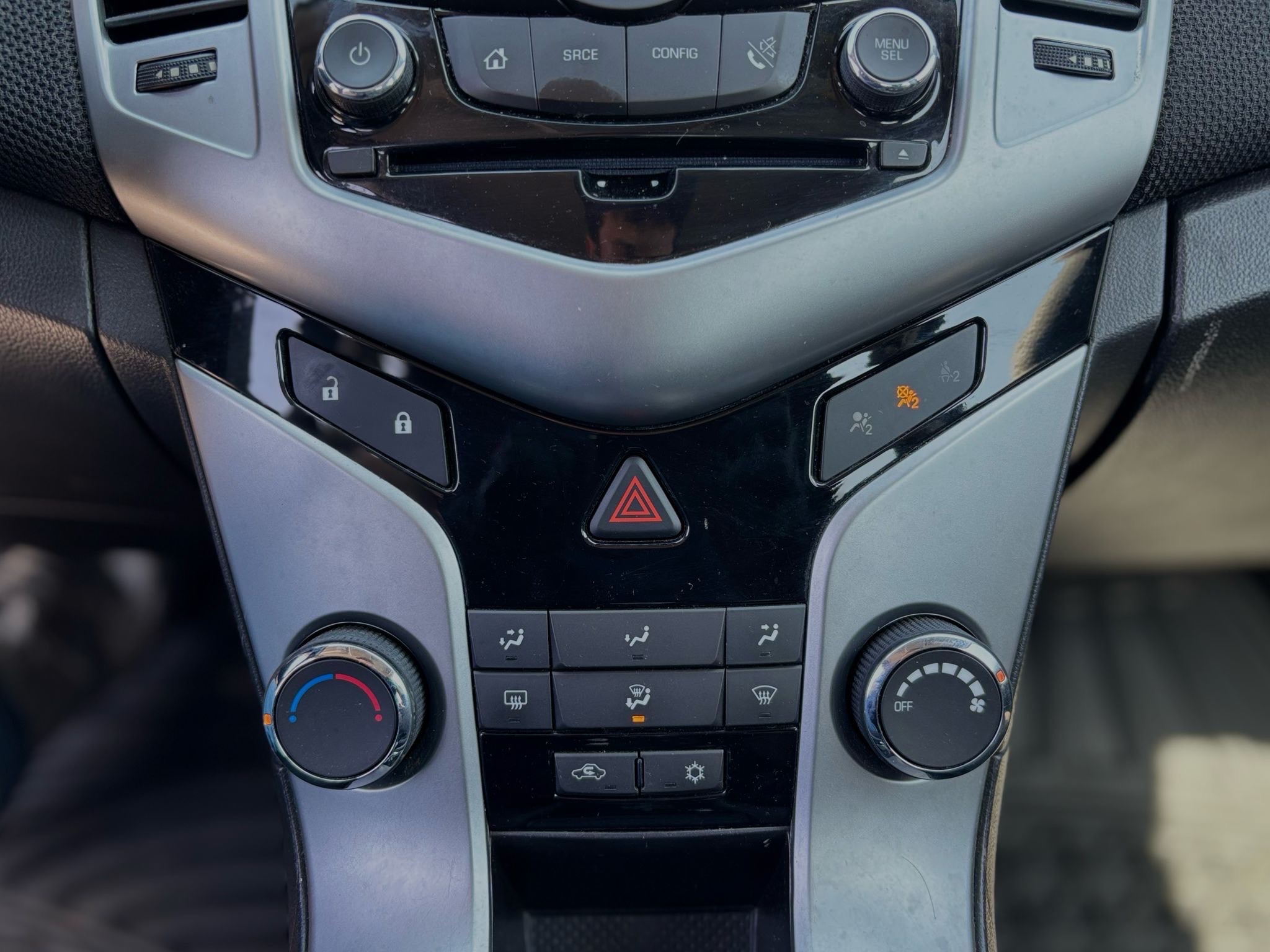 /canwestautoinc/2013-Chevrolet-Cruze-7441596549332279.jpg
