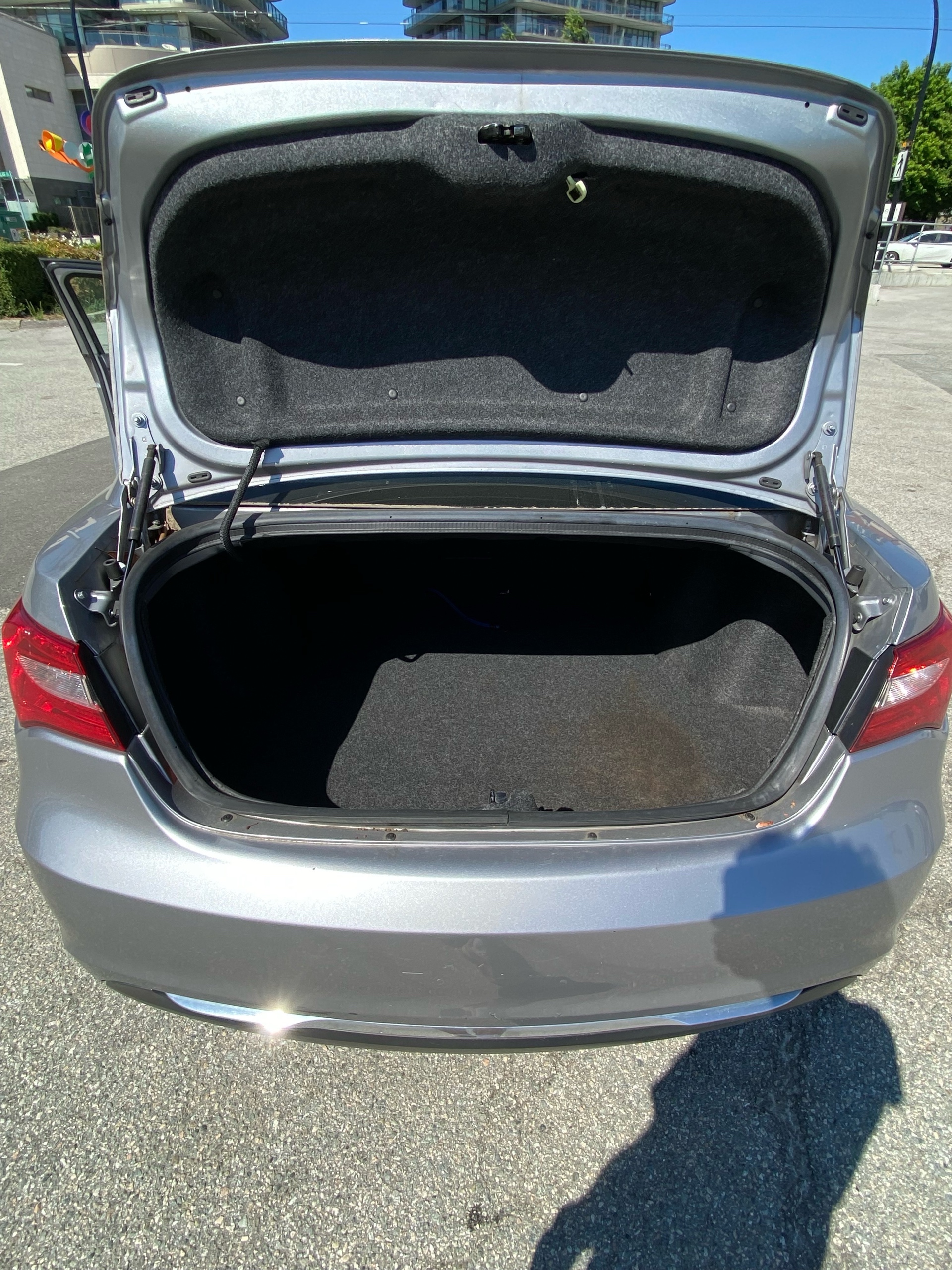 /canwestautoinc/2013-Chrysler-200-6193140143484415.jpg