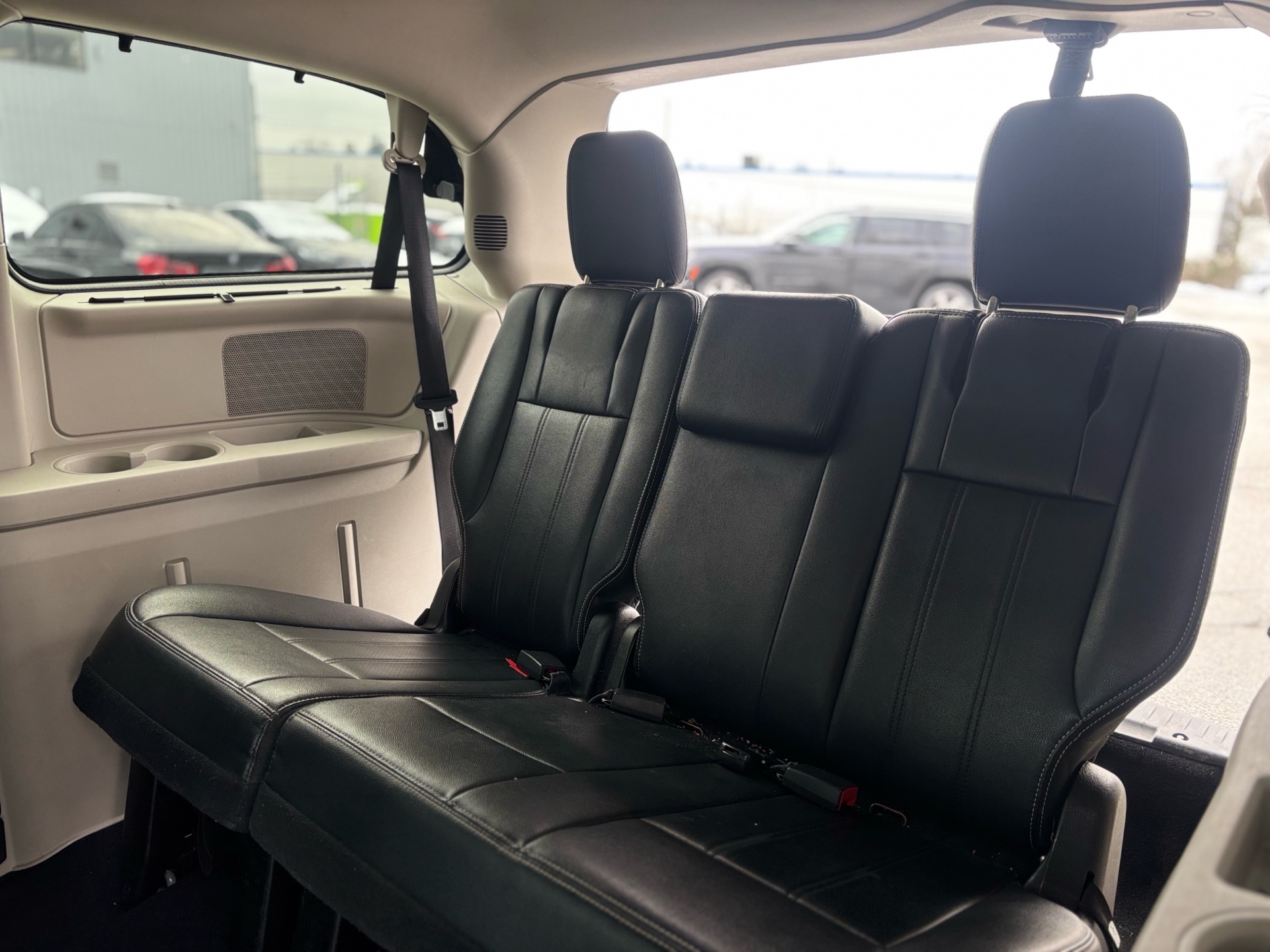 /canwestautoinc/2013-Chrysler-Town&-6047228639092233.jpg