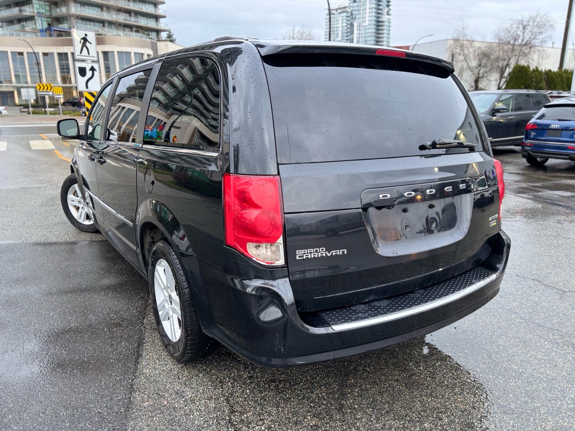 /canwestautoinc/2013-Dodge-GrandCaravan-7652544593239679.jpg