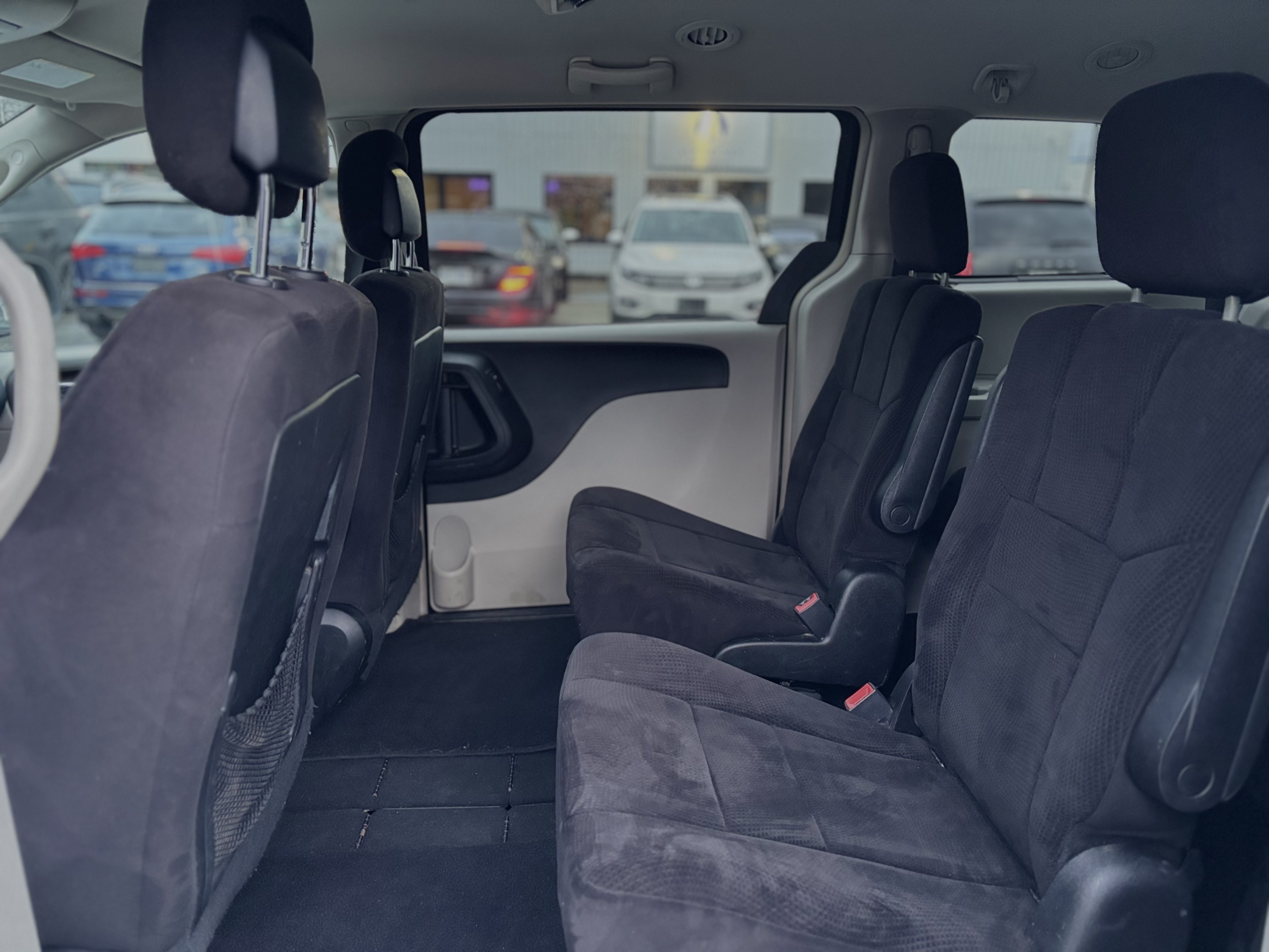 /canwestautoinc/2013-Dodge-GrandCaravan-8092961200458426.jpg