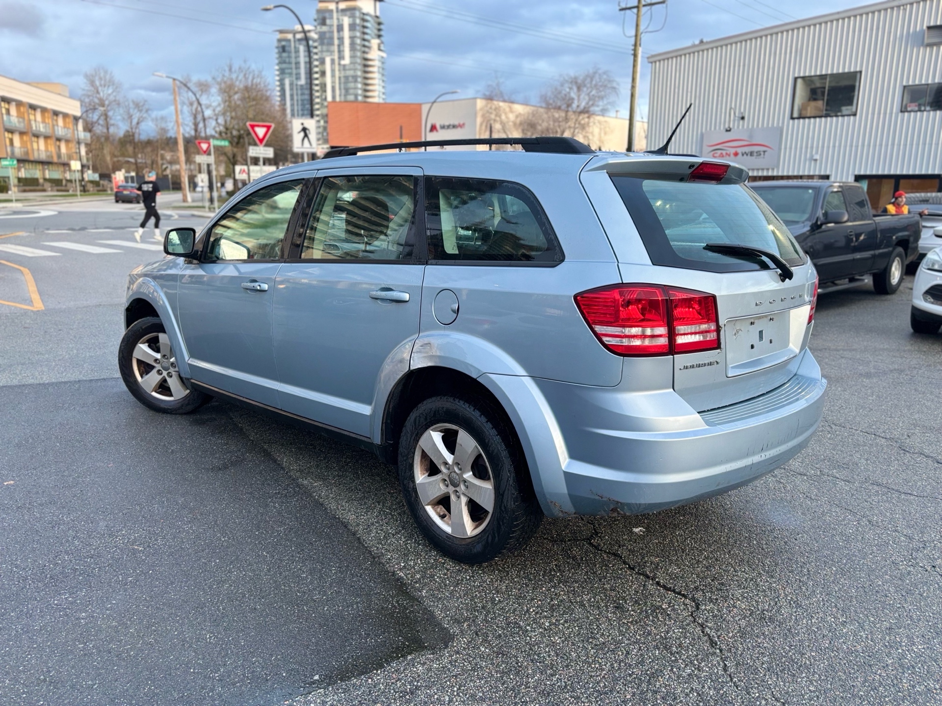 /canwestautoinc/2013-Dodge-Journey-3043867696284699.jpg