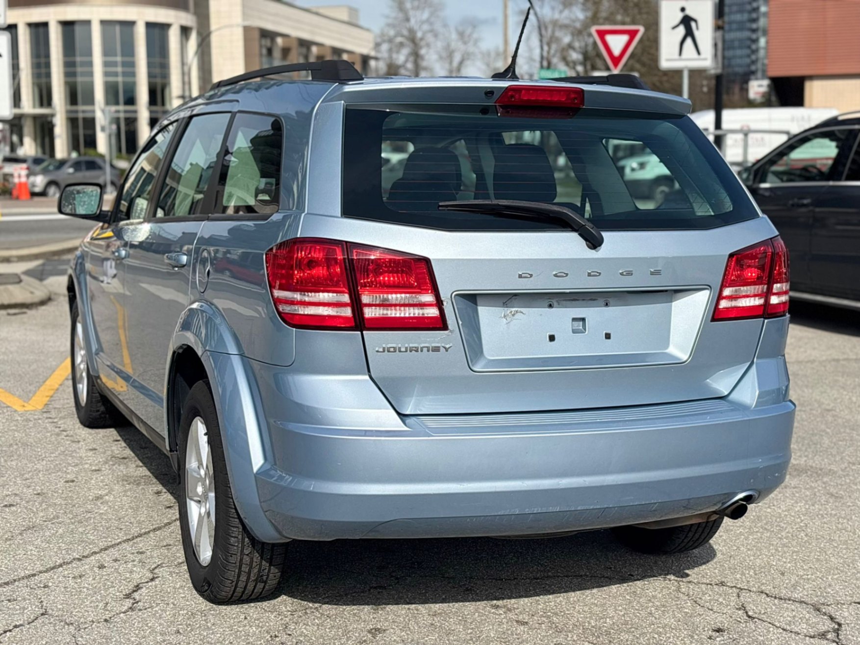 /canwestautoinc/2013-Dodge-Journey-8445771829675983.jpg