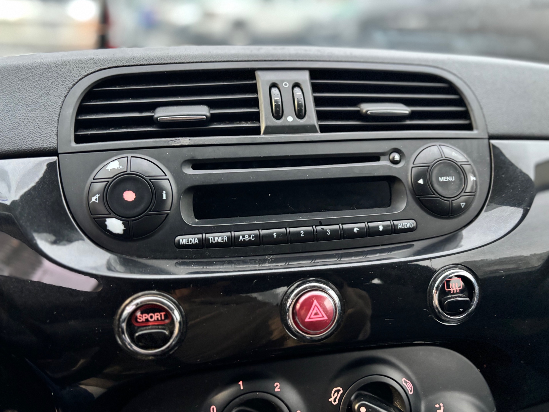/canwestautoinc/2013-FIAT-500-2144181834701755.jpg