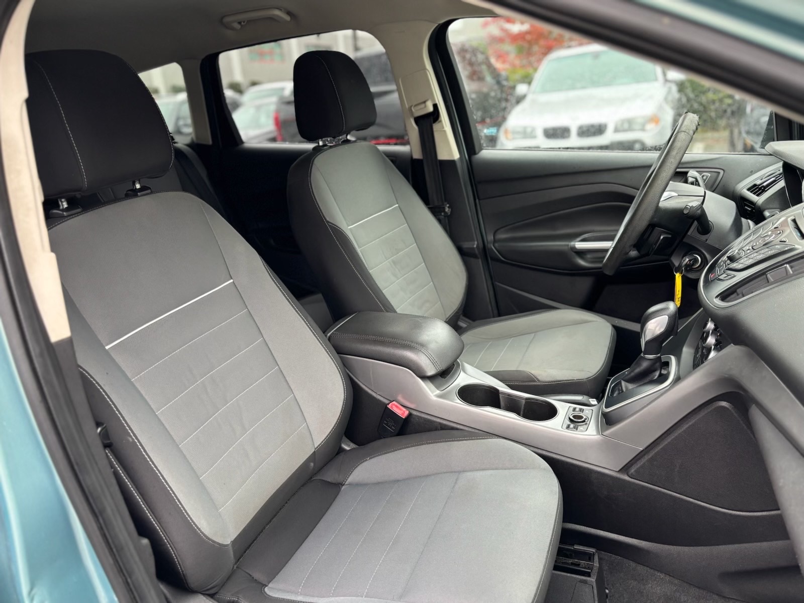 /canwestautoinc/2013-Ford-Escape-14294795531902138.jpg