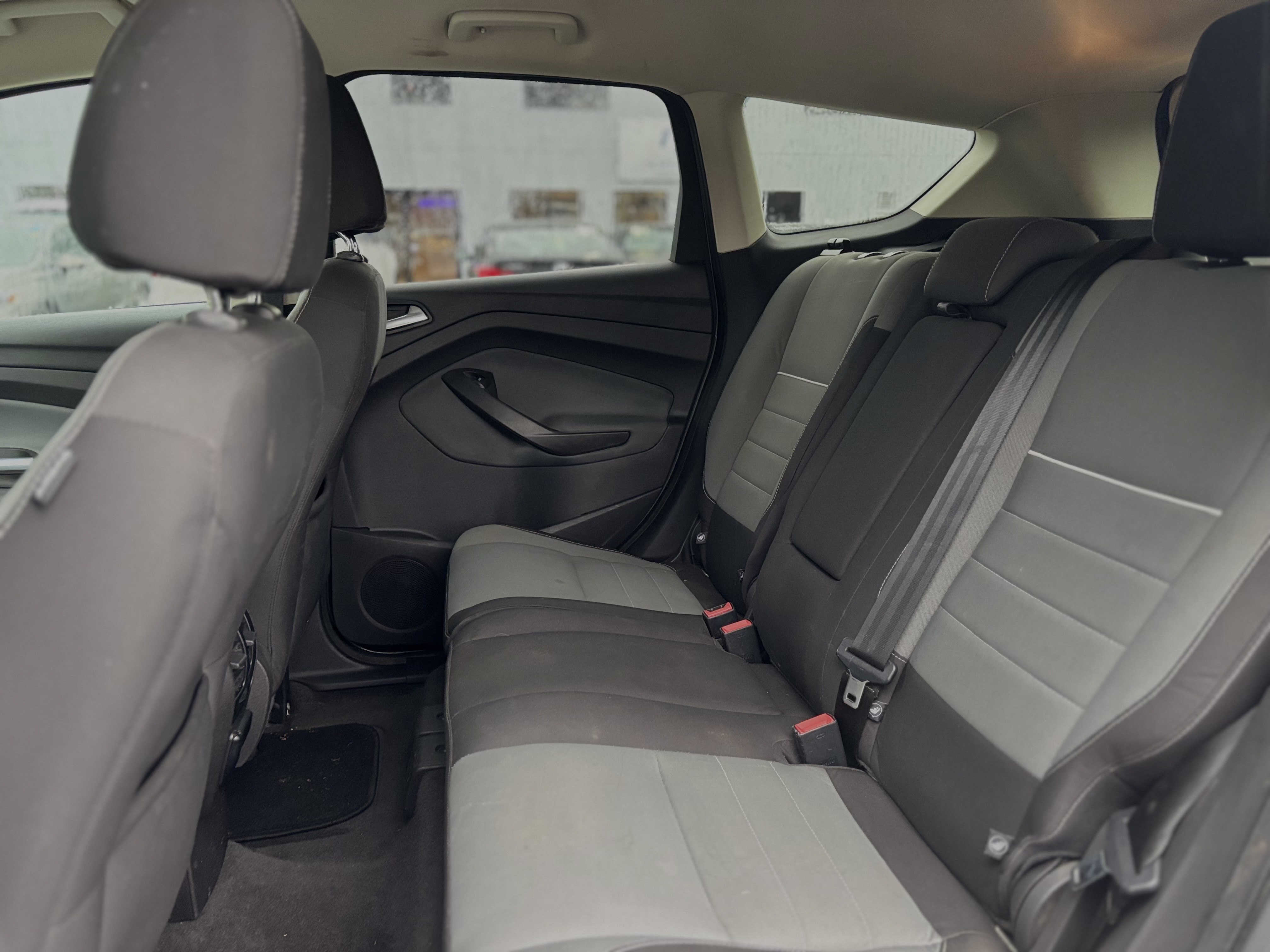 /canwestautoinc/2013-Ford-Escape-17930896838257393.jpg