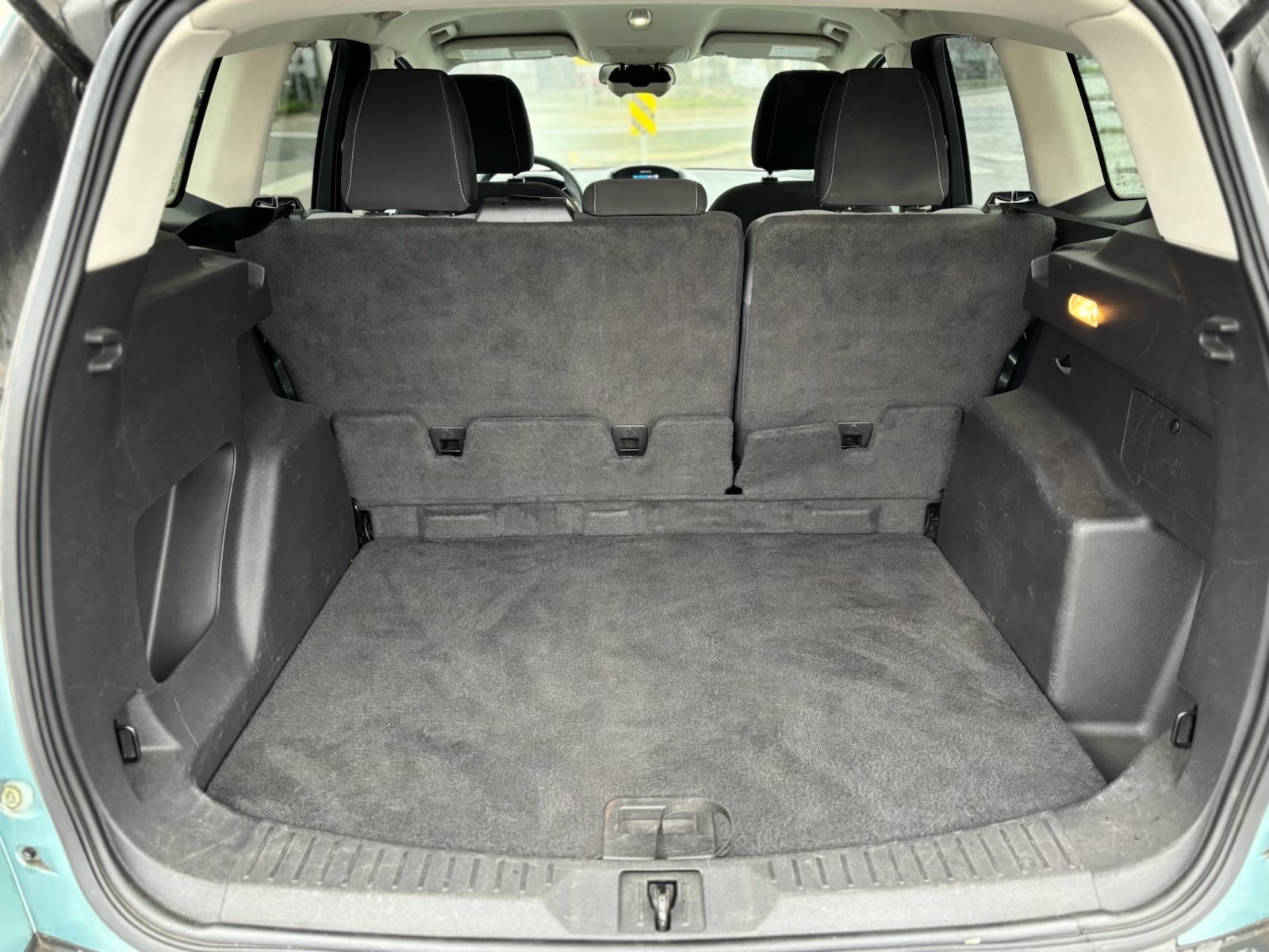 /canwestautoinc/2013-Ford-Escape-22546281321637185.jpg